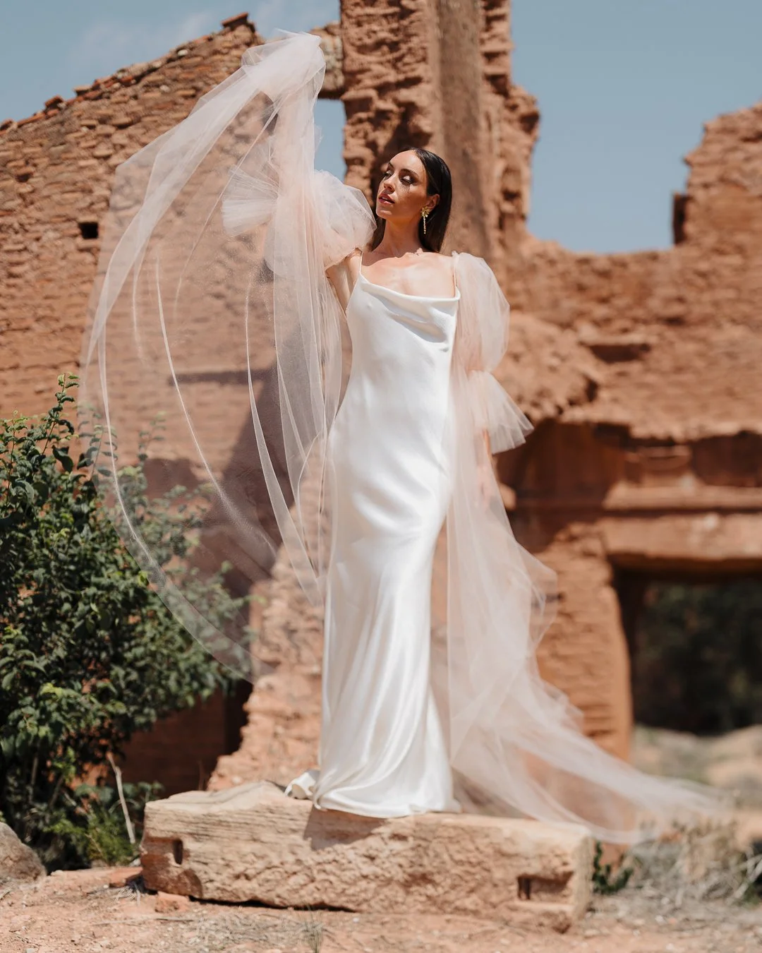 Explore Timeless Ivory’s European wedding editorials, photographed across iconic destinations in collaboration with international wedding creatives. Perth & Sydney based.
