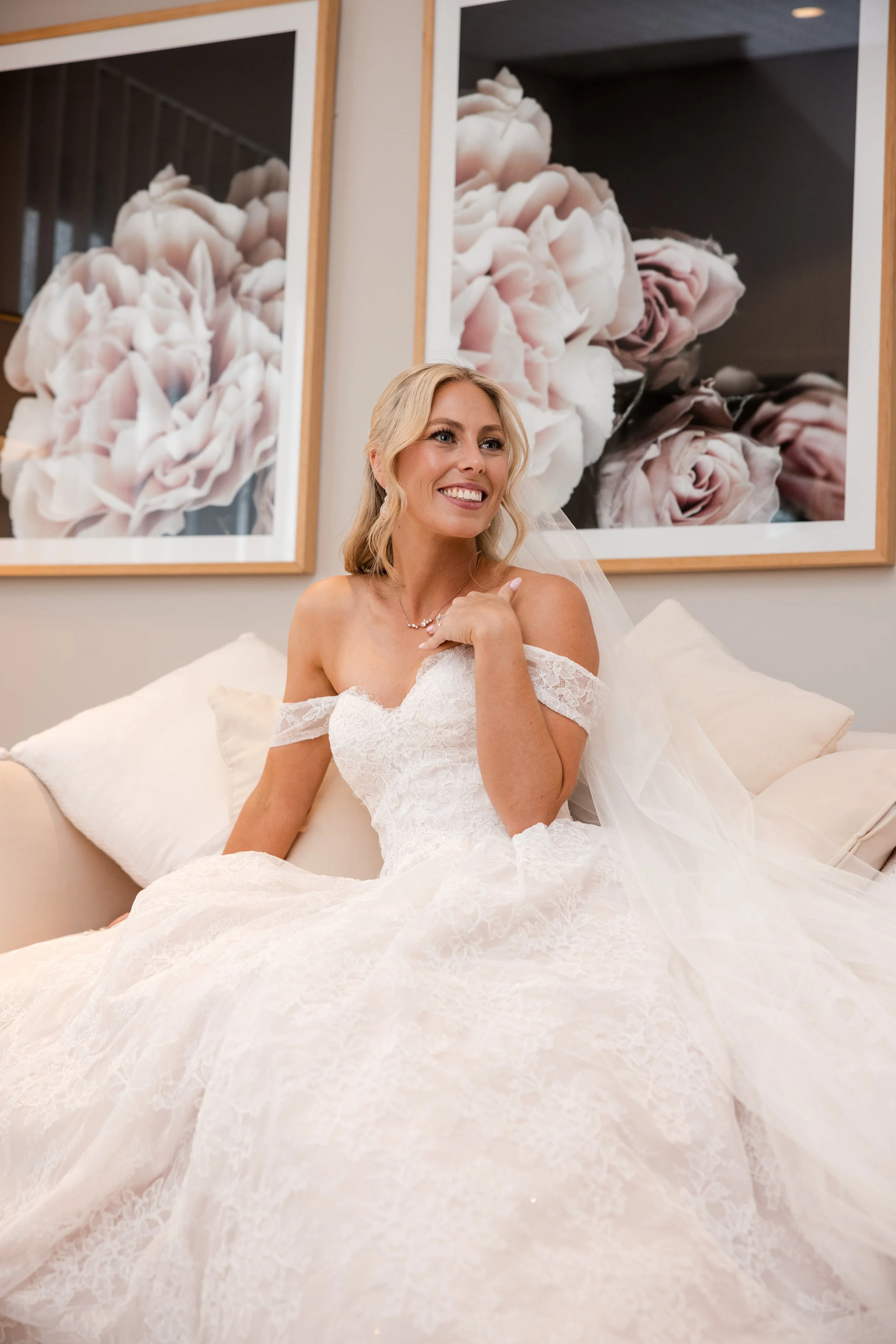 Hannah and Rohan’s three-day Kangaroo Valley wedding at Kangaroo Valley Bush Retreat, featuring an intimate ceremony at the iconic Rock Cathedral. A beautiful Southern Highlands wedding celebration surrounded by family, friends and the Australian bus