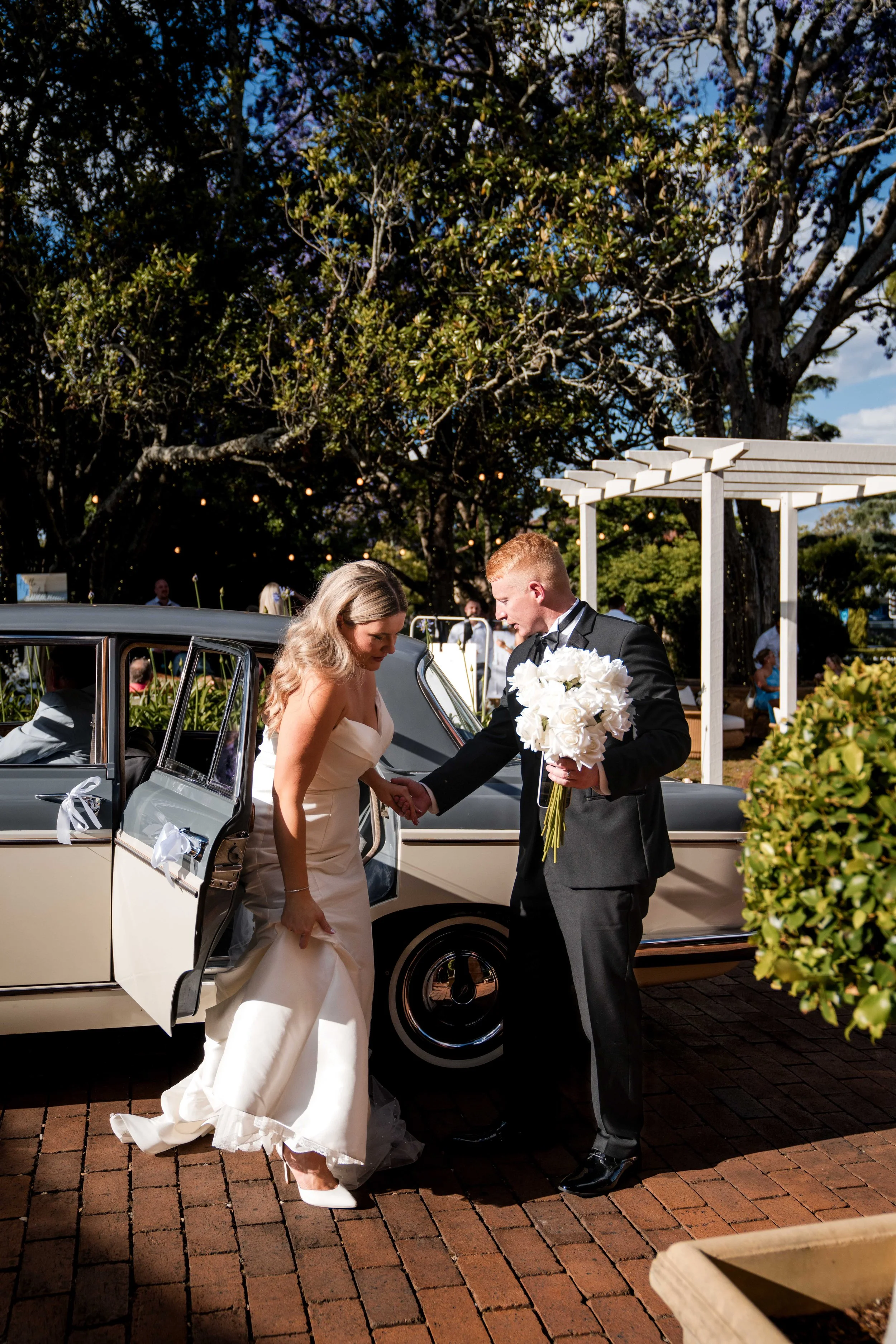 Timeless Ivory Wedding Photo & Film — Perth and Sydney wedding photographers and videographers creating elegant, timeless and cinematic imagery with a modern editorial style. Capturing authentic moments and beautiful celebrations across Perth, Sydney