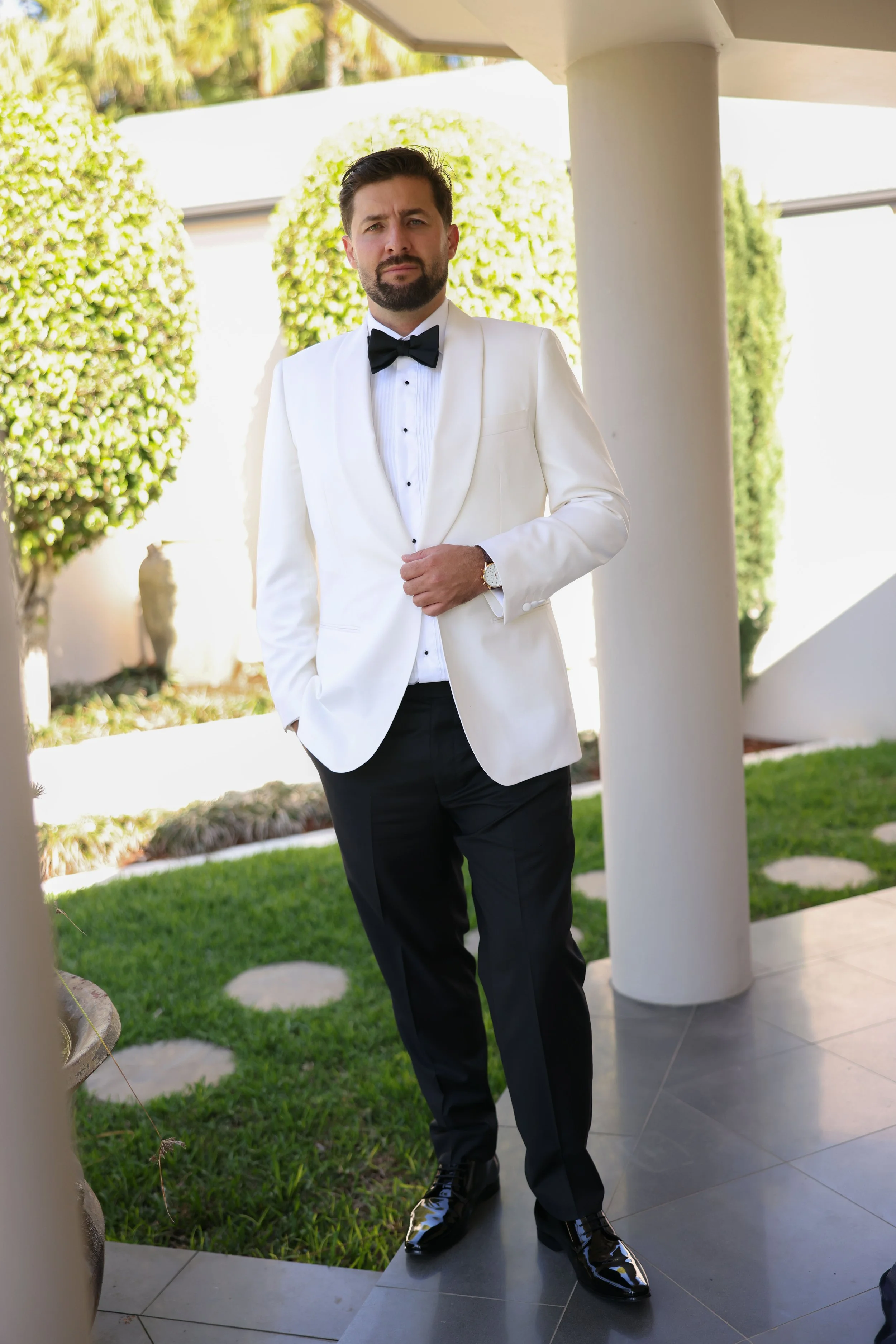 A sun-filled Sydney waterfront wedding at Pasadena, surrounded by the coastal beauty of the Northern Beaches.