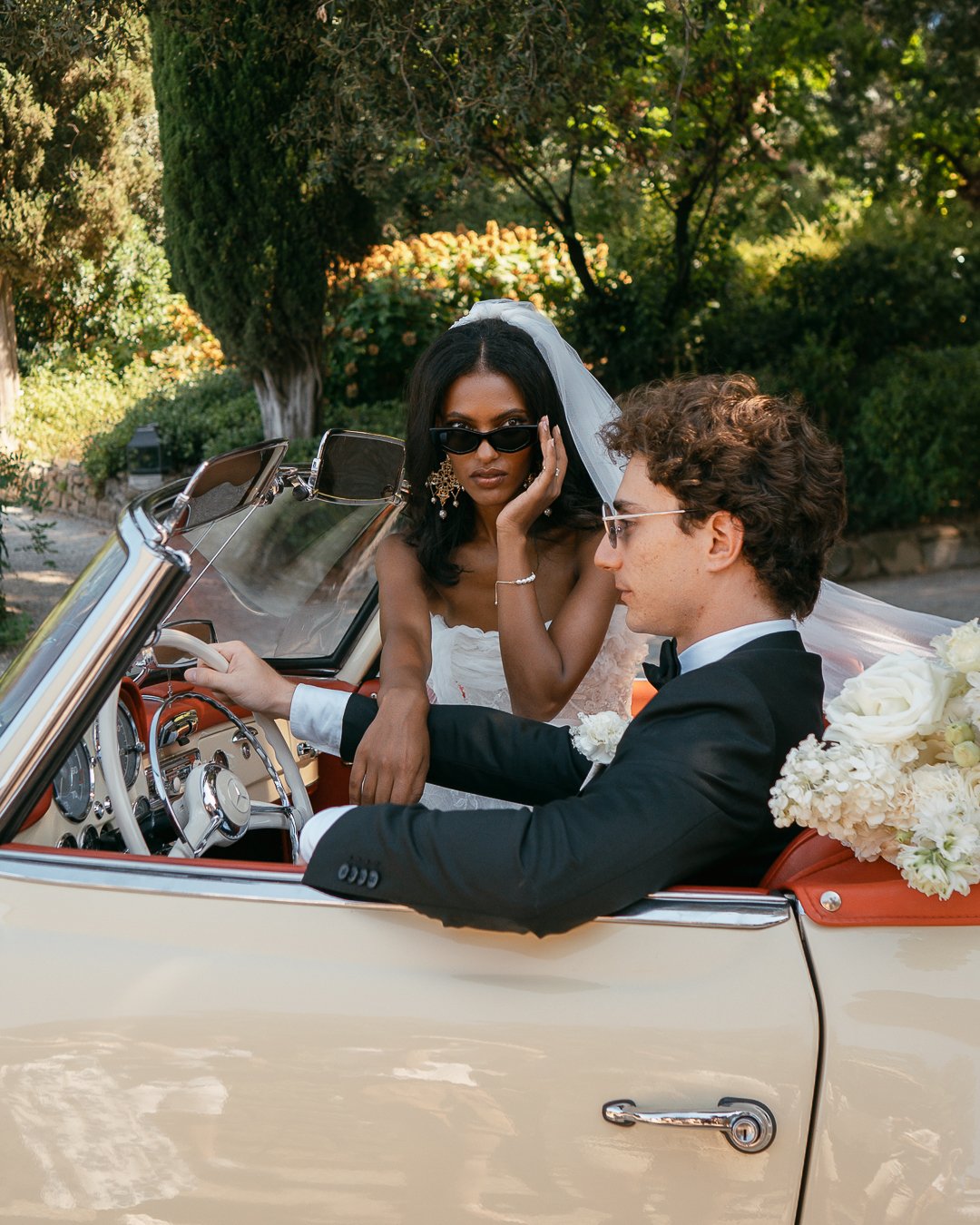 Explore Timeless Ivory’s European wedding editorials, photographed across iconic destinations in collaboration with international wedding creatives. Perth & Sydney based.
