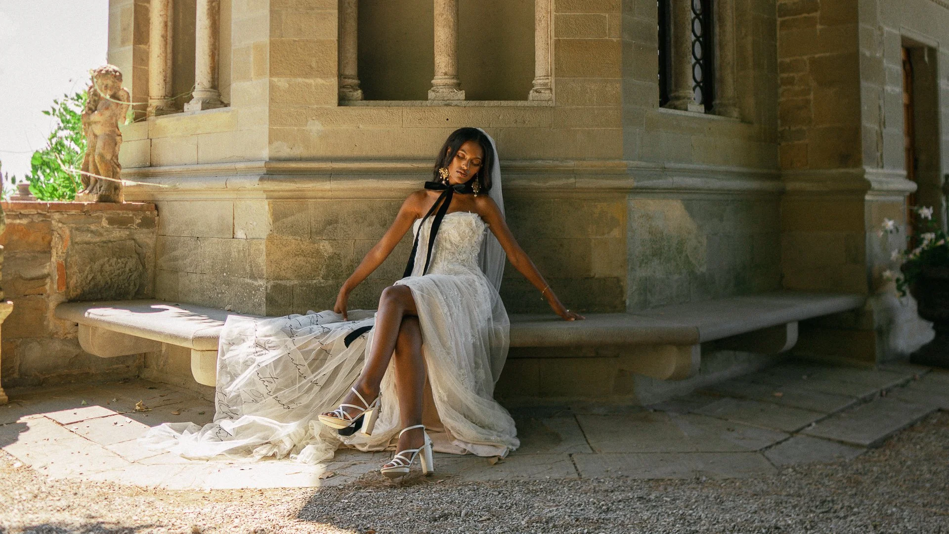 Explore Timeless Ivory’s European wedding editorials, photographed across iconic destinations in collaboration with international wedding creatives. Perth & Sydney based.
