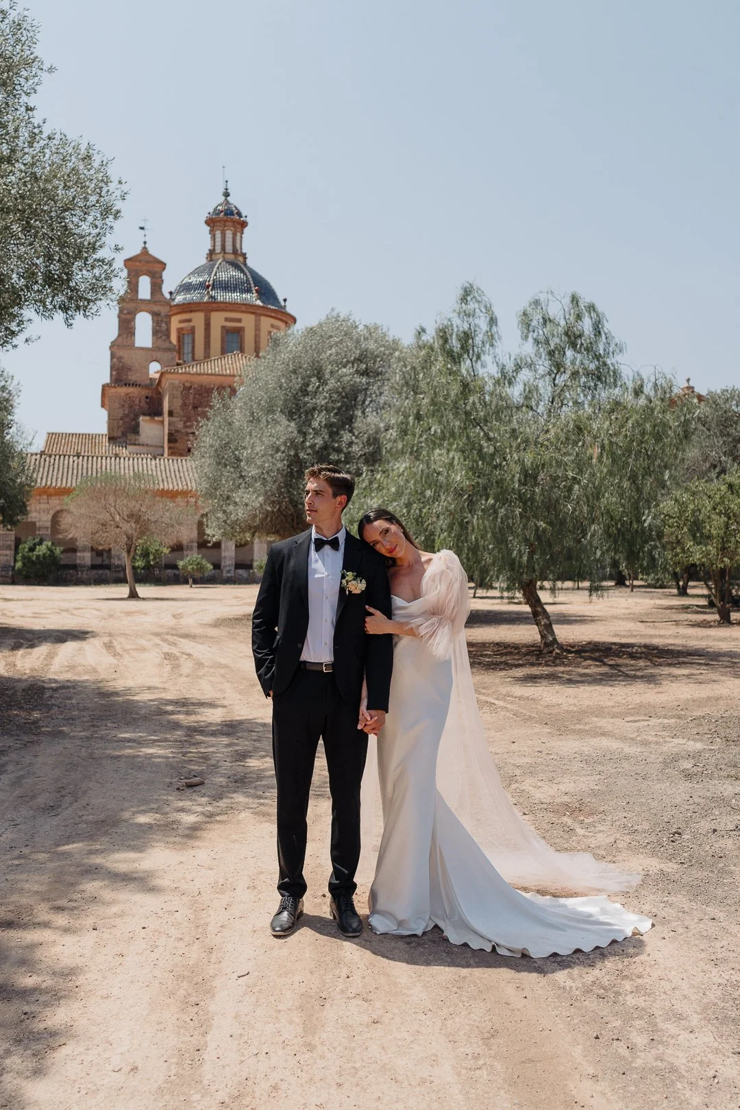Explore Timeless Ivory’s European wedding editorials, photographed across iconic destinations in collaboration with international wedding creatives. Perth & Sydney based.
