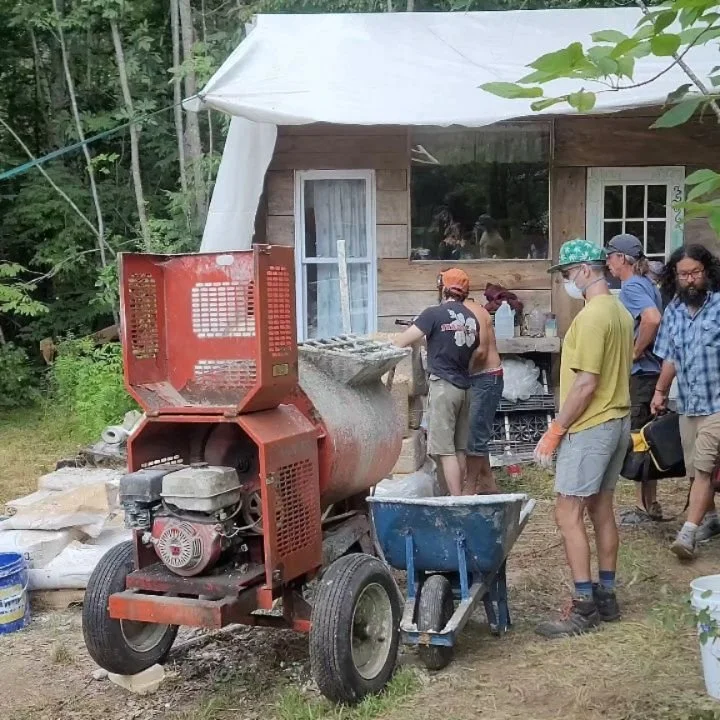 🌿We're getting *hempy* THIS WEEK!🌿

Join us for an unforgettably enlightening weekend full of hands-on learning, natural building wisdom, and community connection!
This Thursday the 17th, through Sunday the 20th.

💫There's still space for you to j