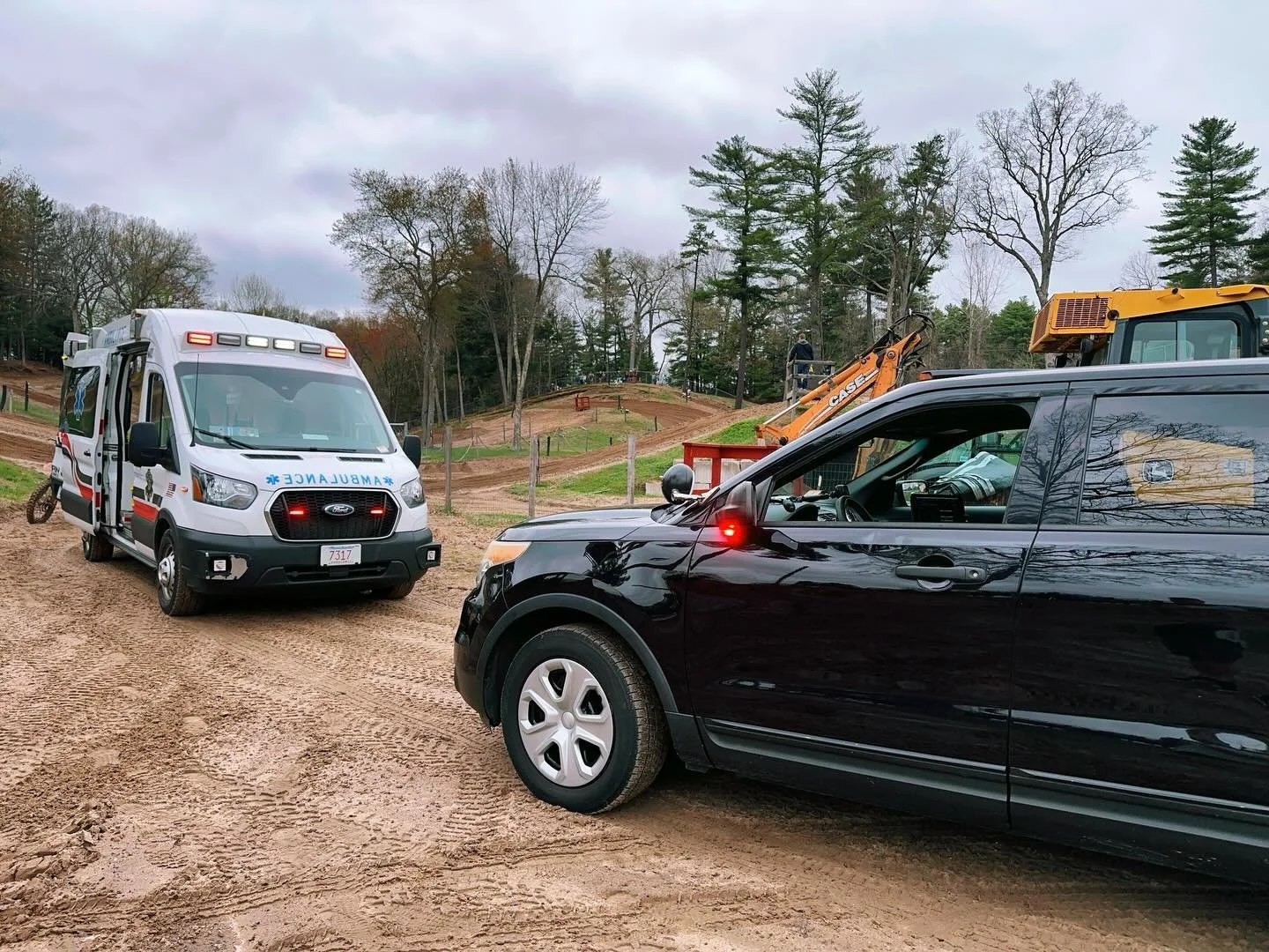 Busy weekend at Chapin 🚑💨

From a steady flow of 911 calls and hospital transfers to high-energy motocross coverage, our crews have been everywhere.

Medics 10 and 80 were at the Wick yesterday for NEMX motocross standby&mdash;and it was packed. To