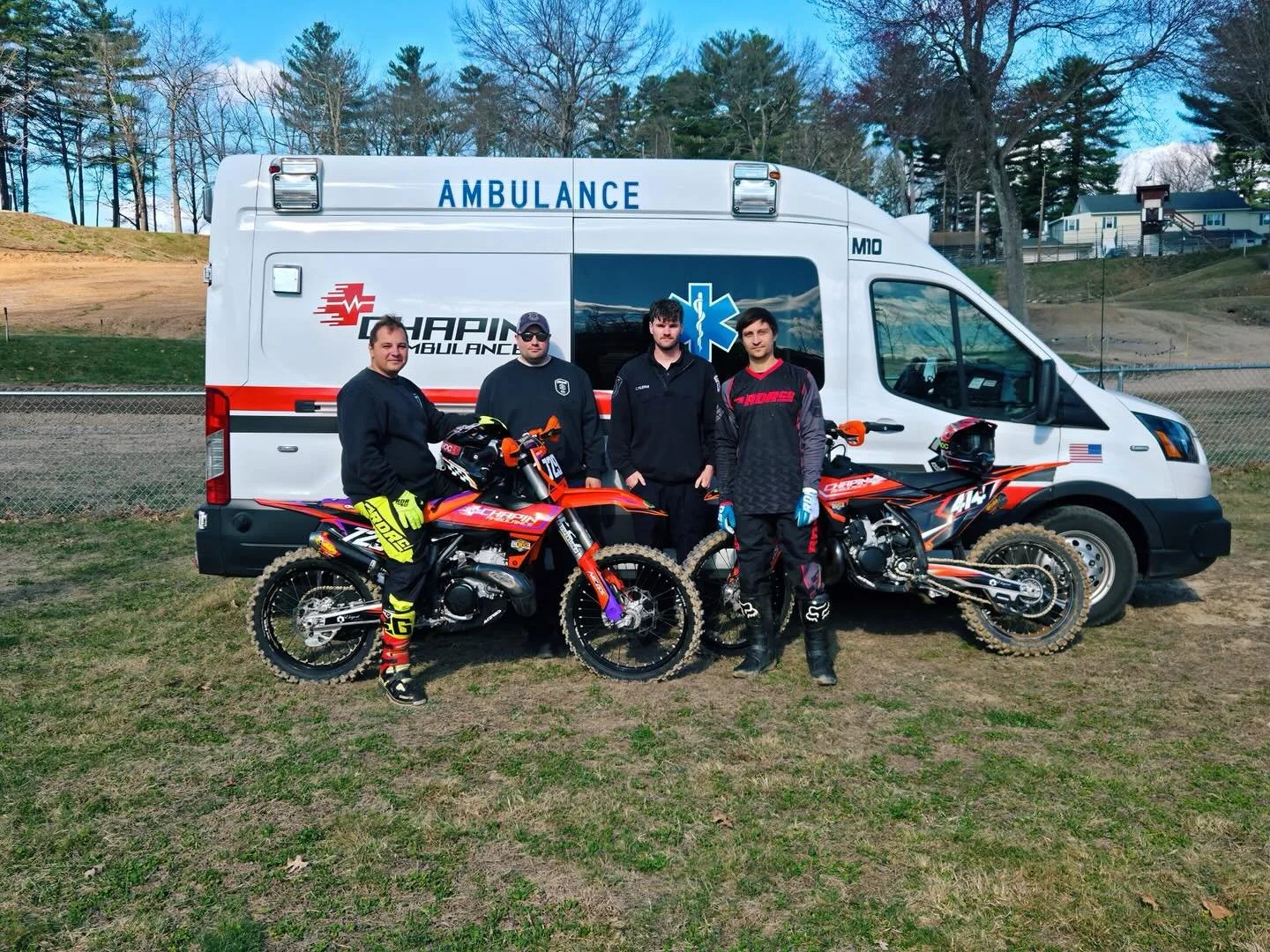 🏁 A surprise visit at The Wick this morning!

After finishing their first moto at Southwick, Chiefs Pavel &amp; Alex Gut rolled up to the Chapin standby unit (M10) to say hello to the EMTs covering the track &mdash; only to realize the crew protecti