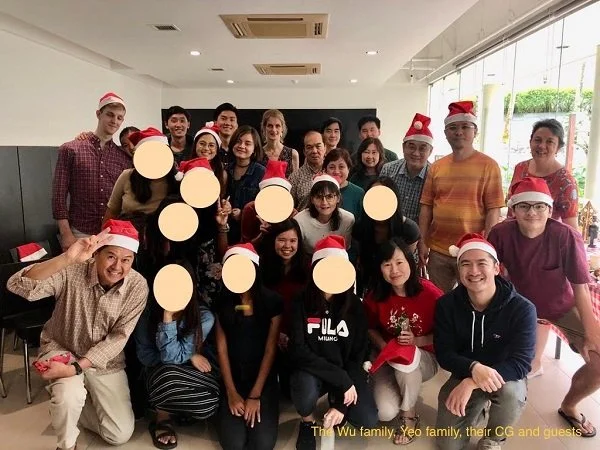 christmas-hosting-7 2019.jpg