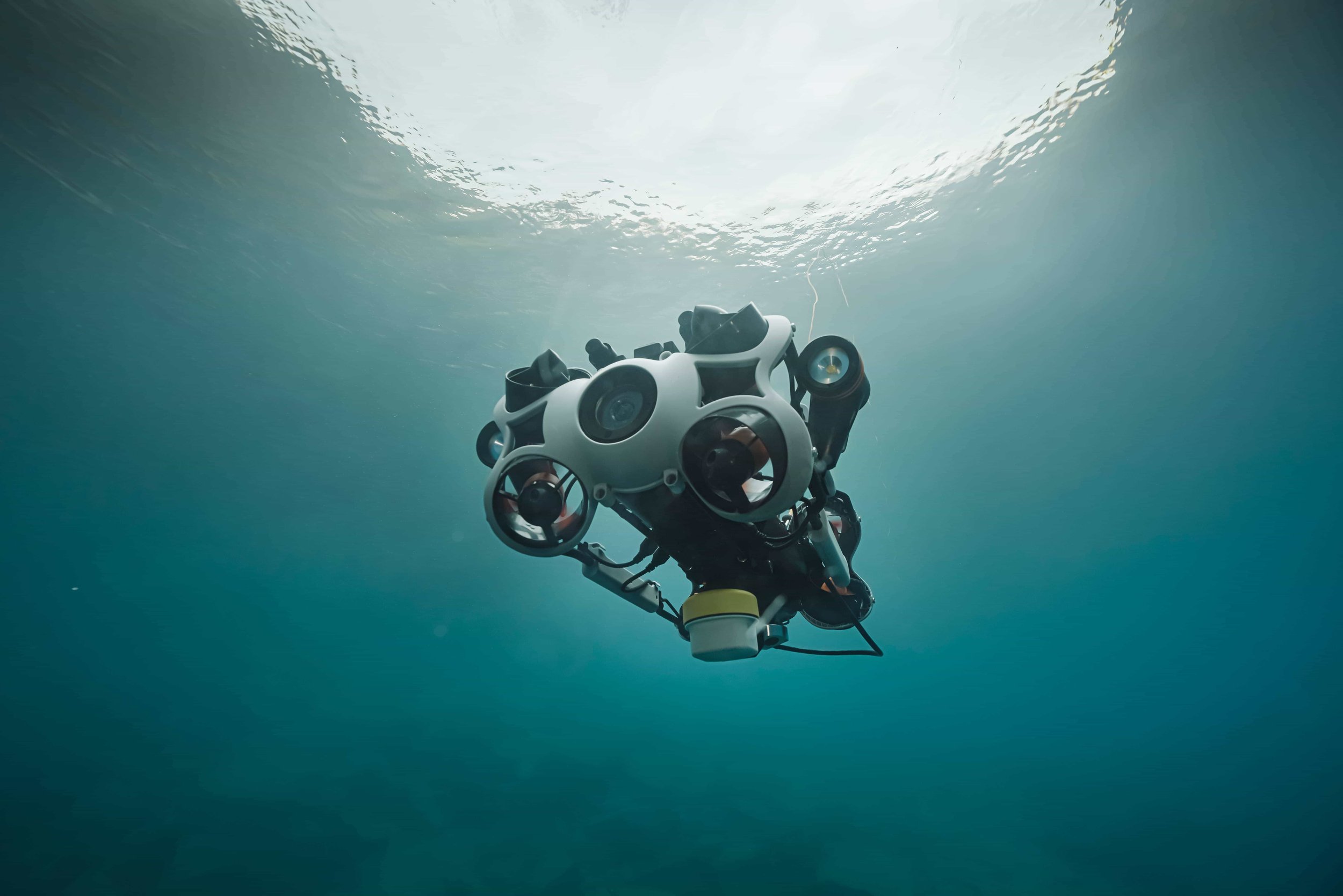 Underwater ROVs Chasing Enterprise — EE Group Distributor