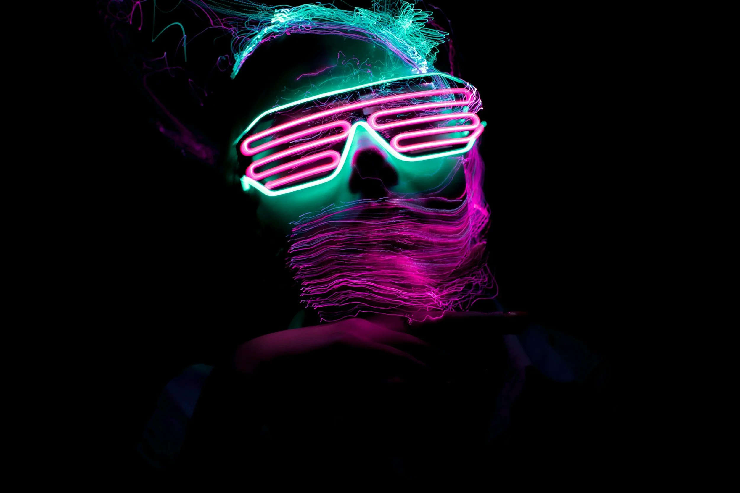 The Language of Light and Color: Exploring Visual Poetry Through Photography