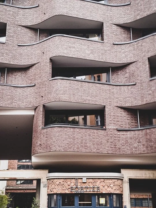 Portier 2  Berlin Cafe.jpg