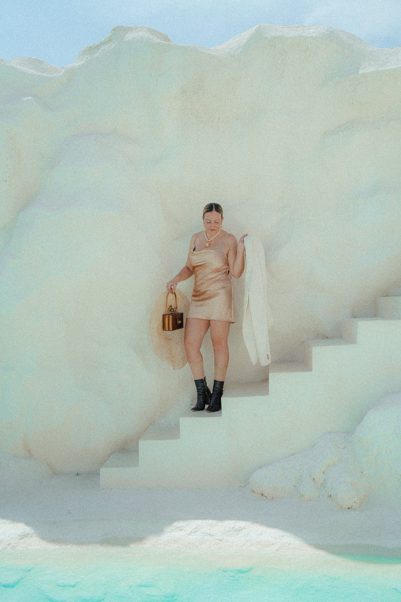 Angel Phoenix: content creation, brand photography, business and visibility coaching offered on the Sunshine Coast. Based in Eumundi but servicing Cooroy, Coolum Beach, Noosa Heads, Caloundra, Maroochydore, Yandina and surrounds.