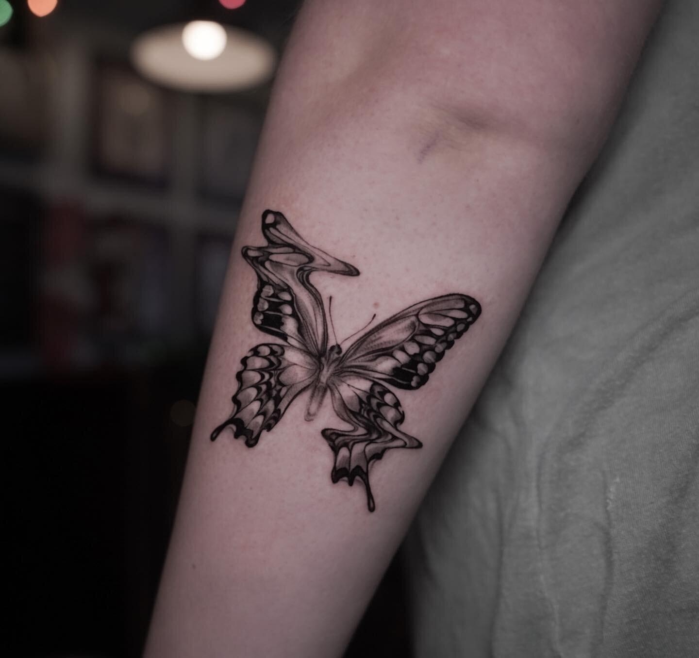A little glitch butterfly from my flash sheet! Thank you again, Jess; you&rsquo;re the best ❤️🙏
|
|
|
|
|
|
#butterflytattoo #surrealism #surrealtattoo #mothtattoo #abstracttattoo #abstractbutterfly #bugtattoo #armtattoo #temeculatattoo #blackink #b