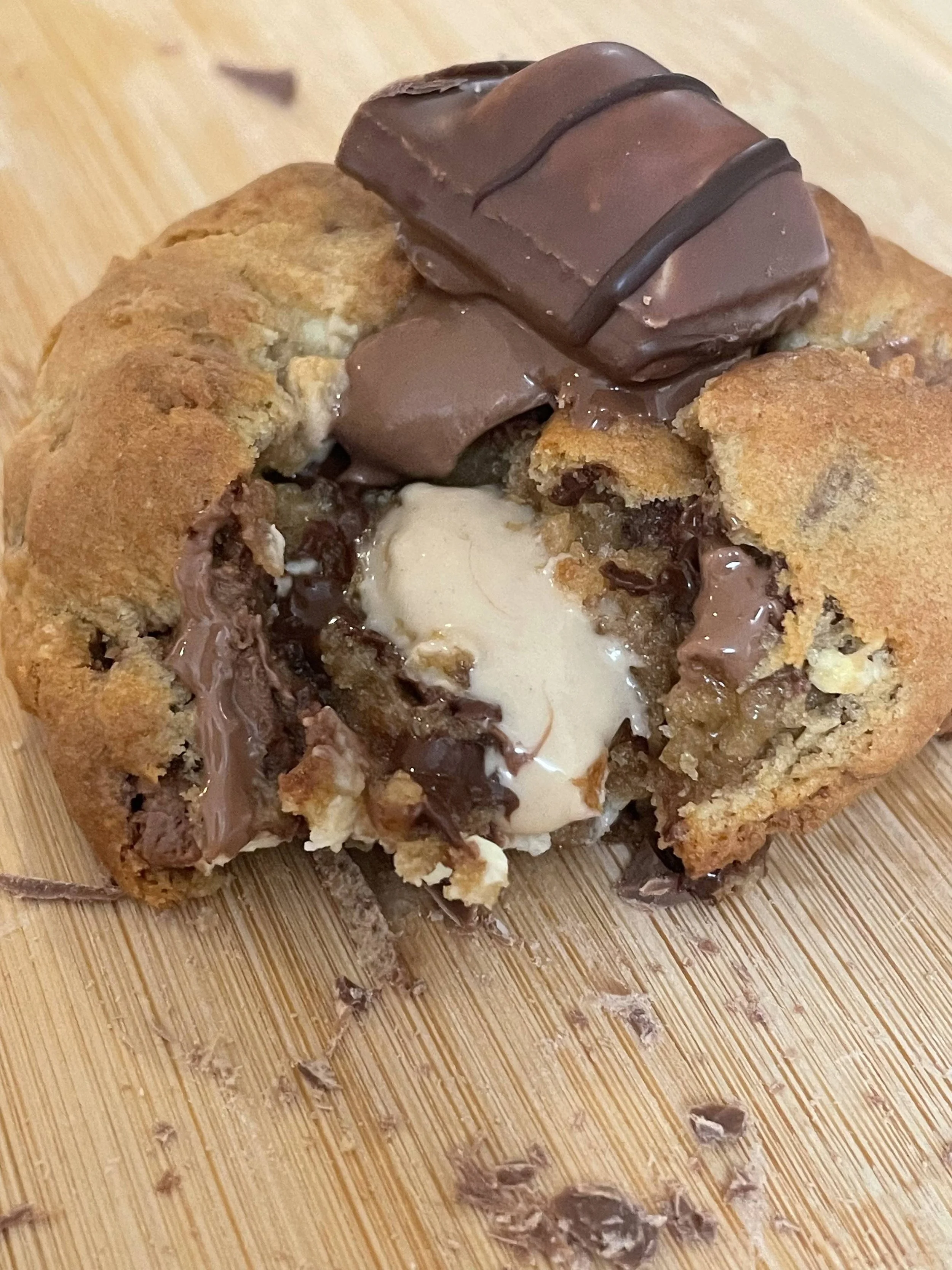 Chocolate chip hazelnut cream cookies - box of 6