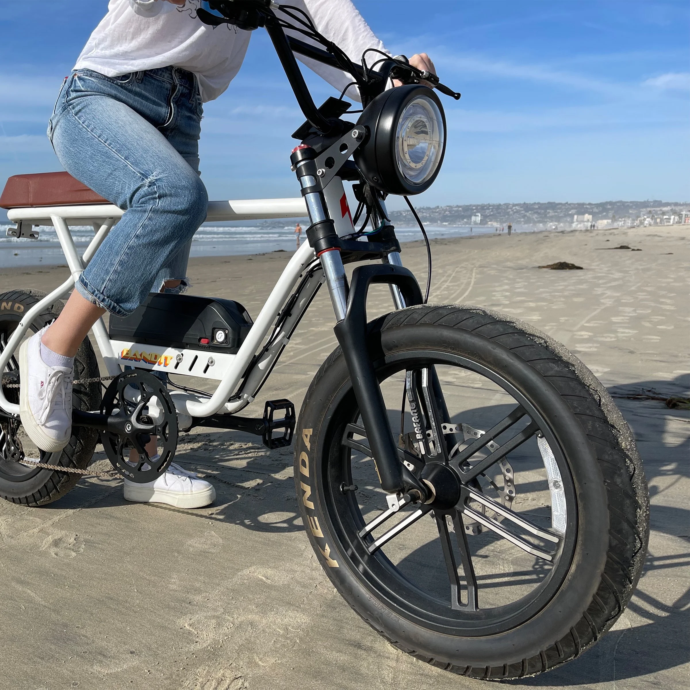 Bandit-IG-carousel_05.jpg