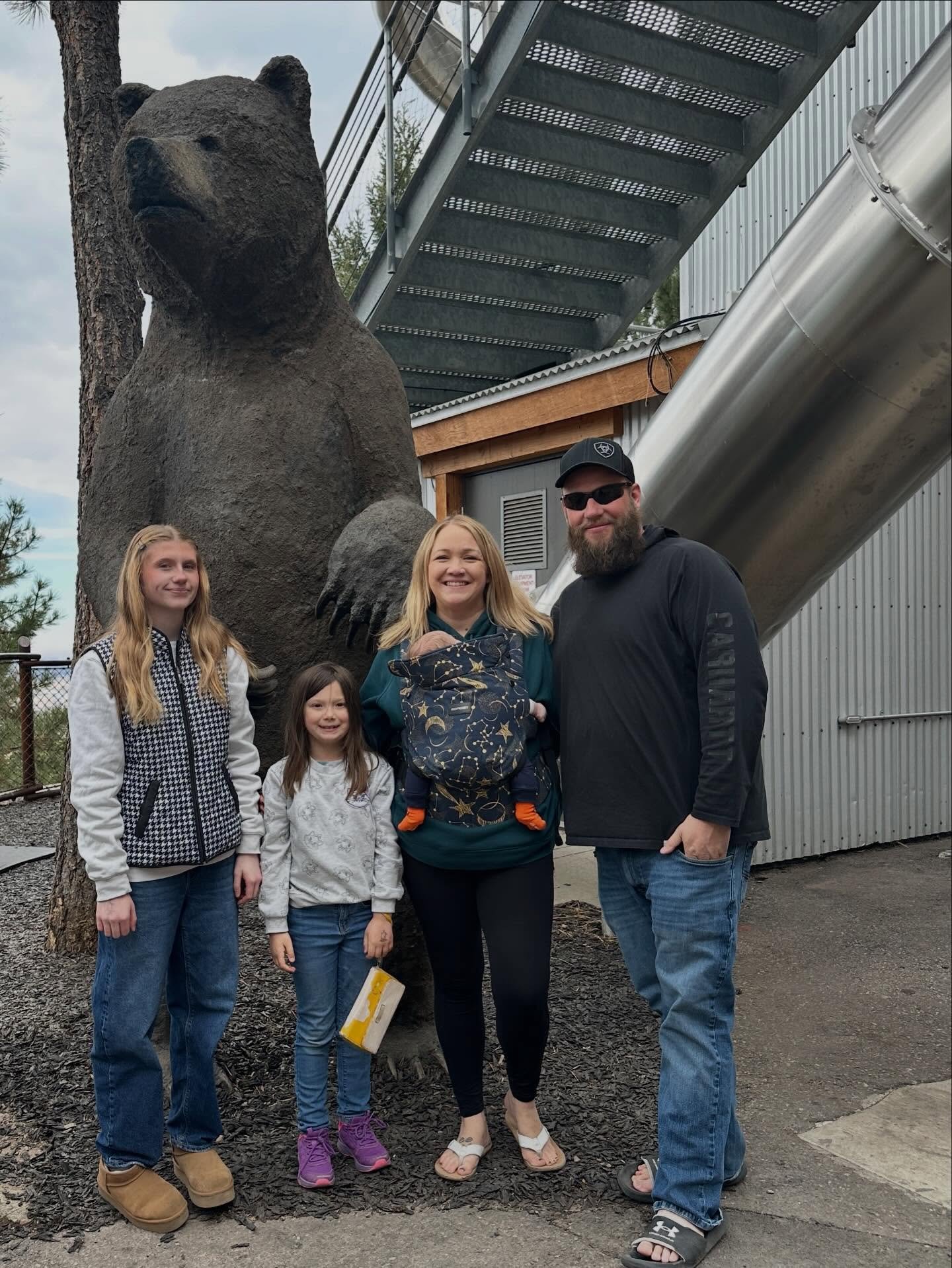My favorite people at my favorite place ❤️

The zoo was where I found such solace when I first moved here. Never did I think I&rsquo;d be sharing it with my family - including 3 children. 

What a lucky life I live. 

(Somehow not pictured - Roseanna
