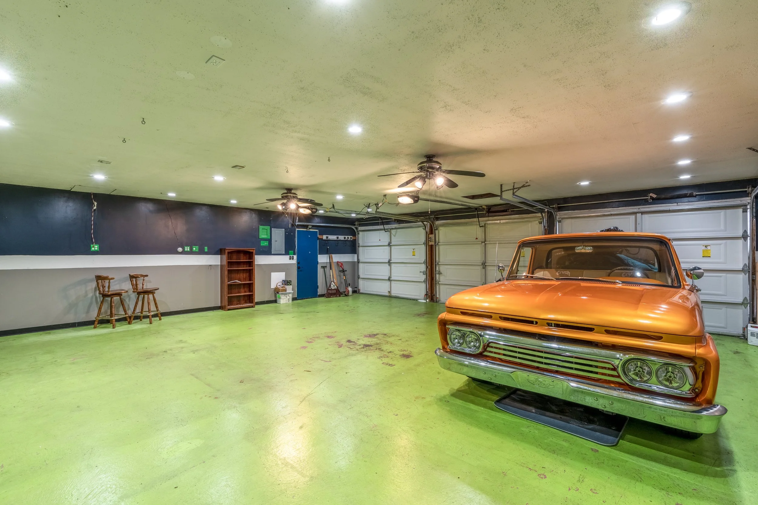 Interiors - MLS RES (20).jpg