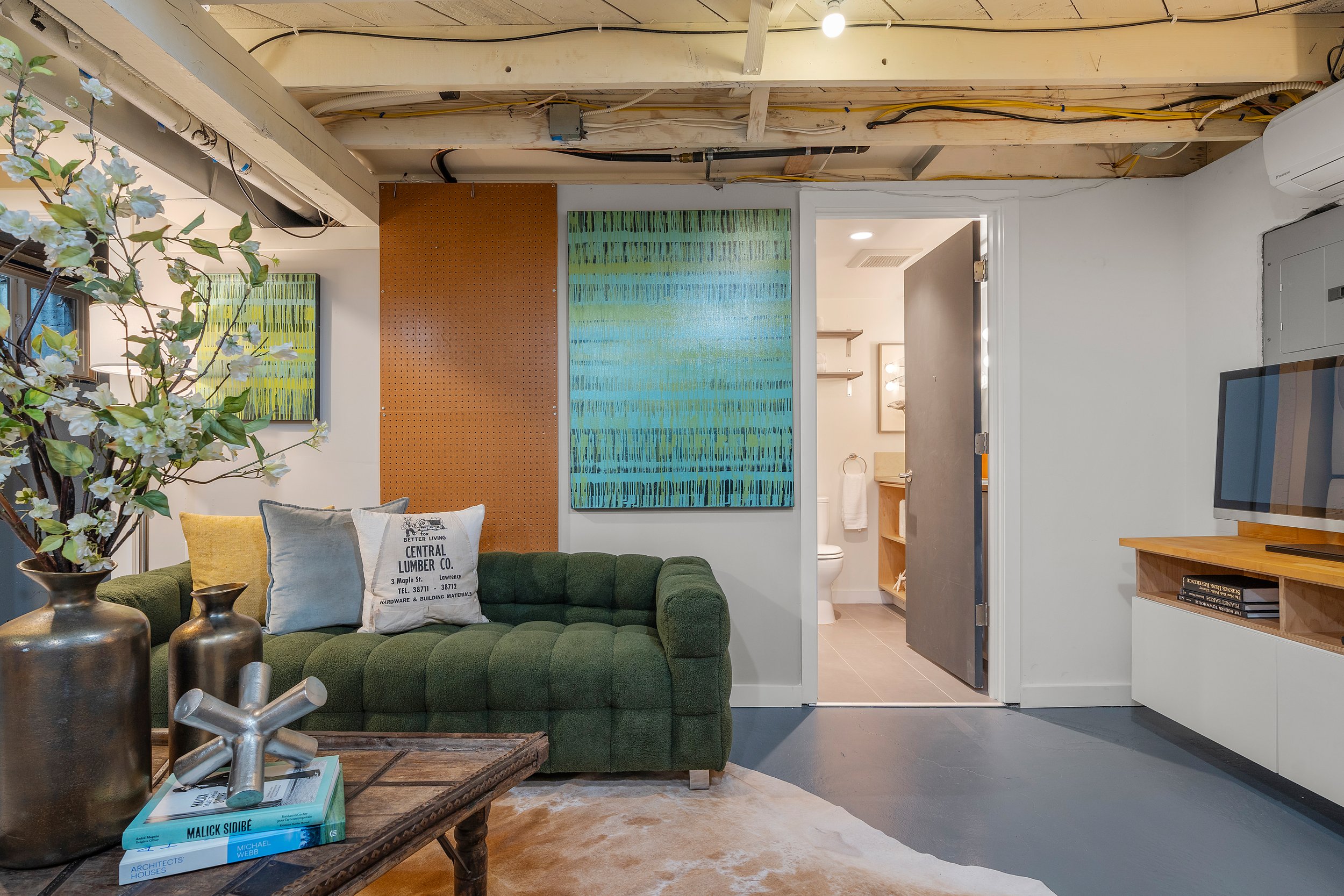 Interiors - MLS RES (14).jpg