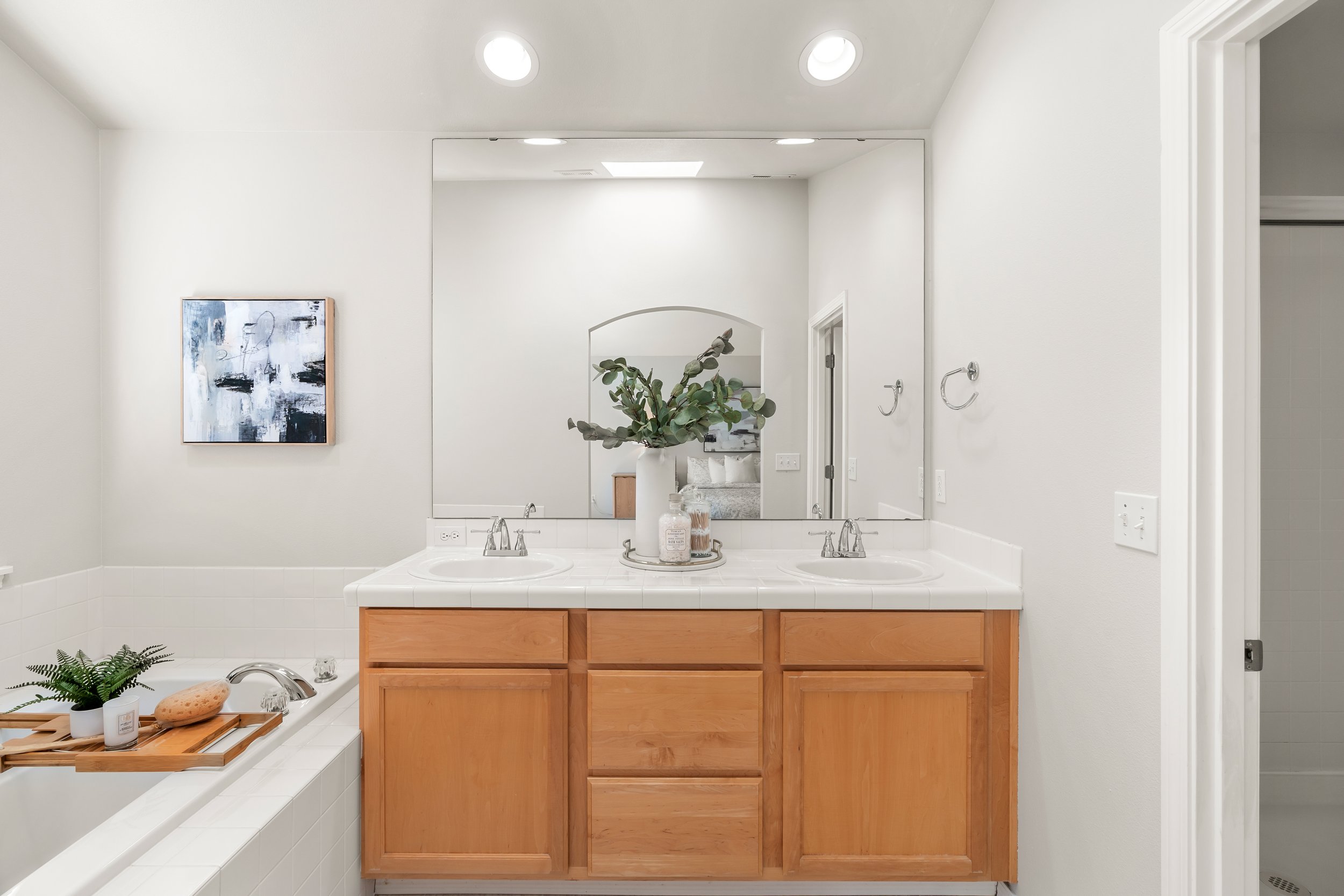 Interiors - MLS RES (21).jpg