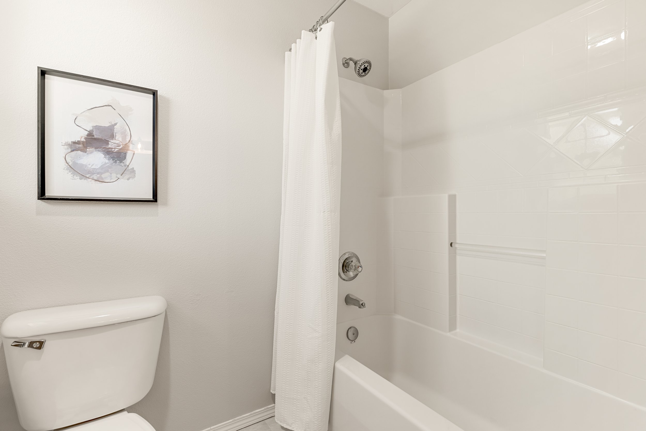 Interiors - MLS RES (24).jpg
