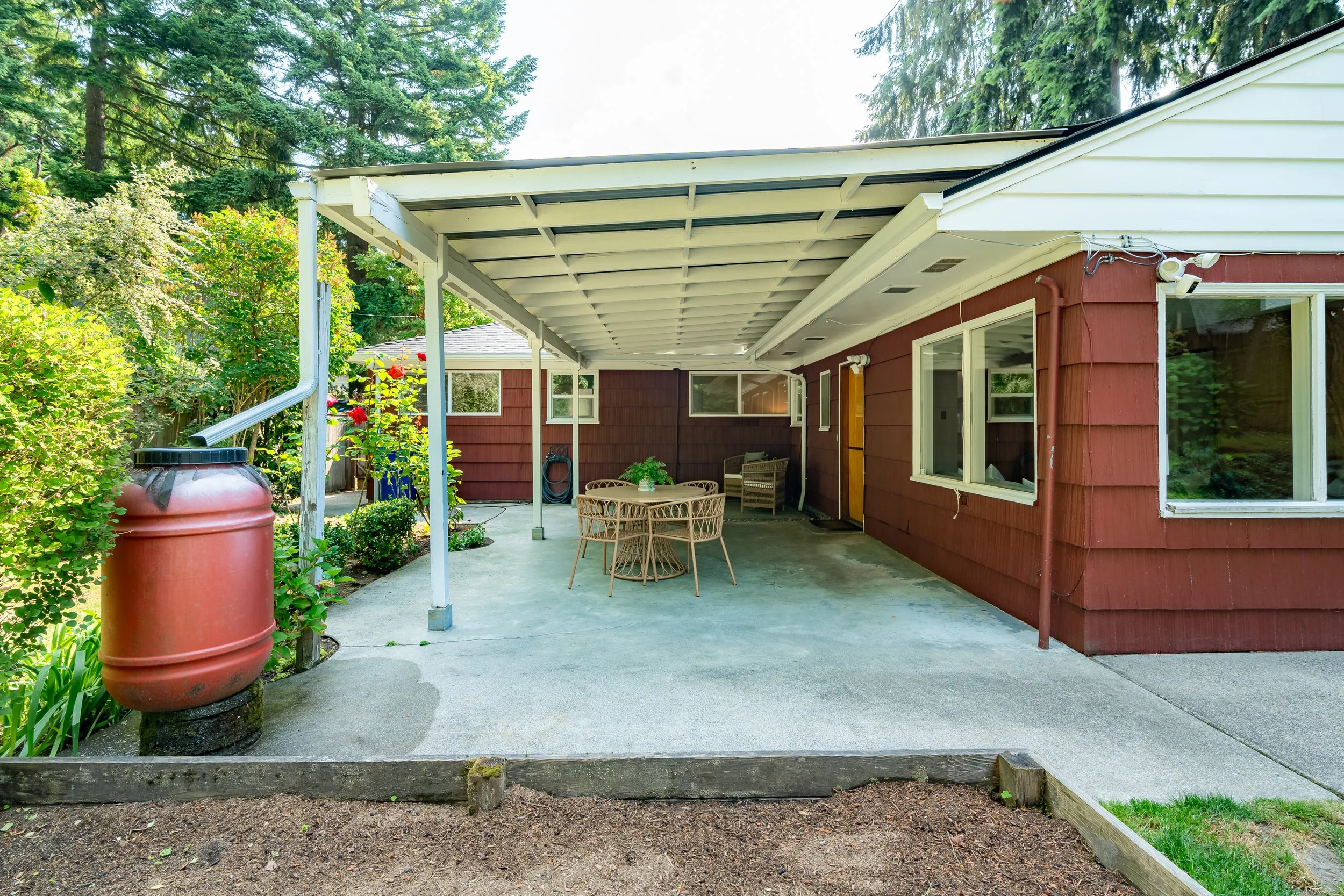 Exteriors - MLS RES (11).jpg