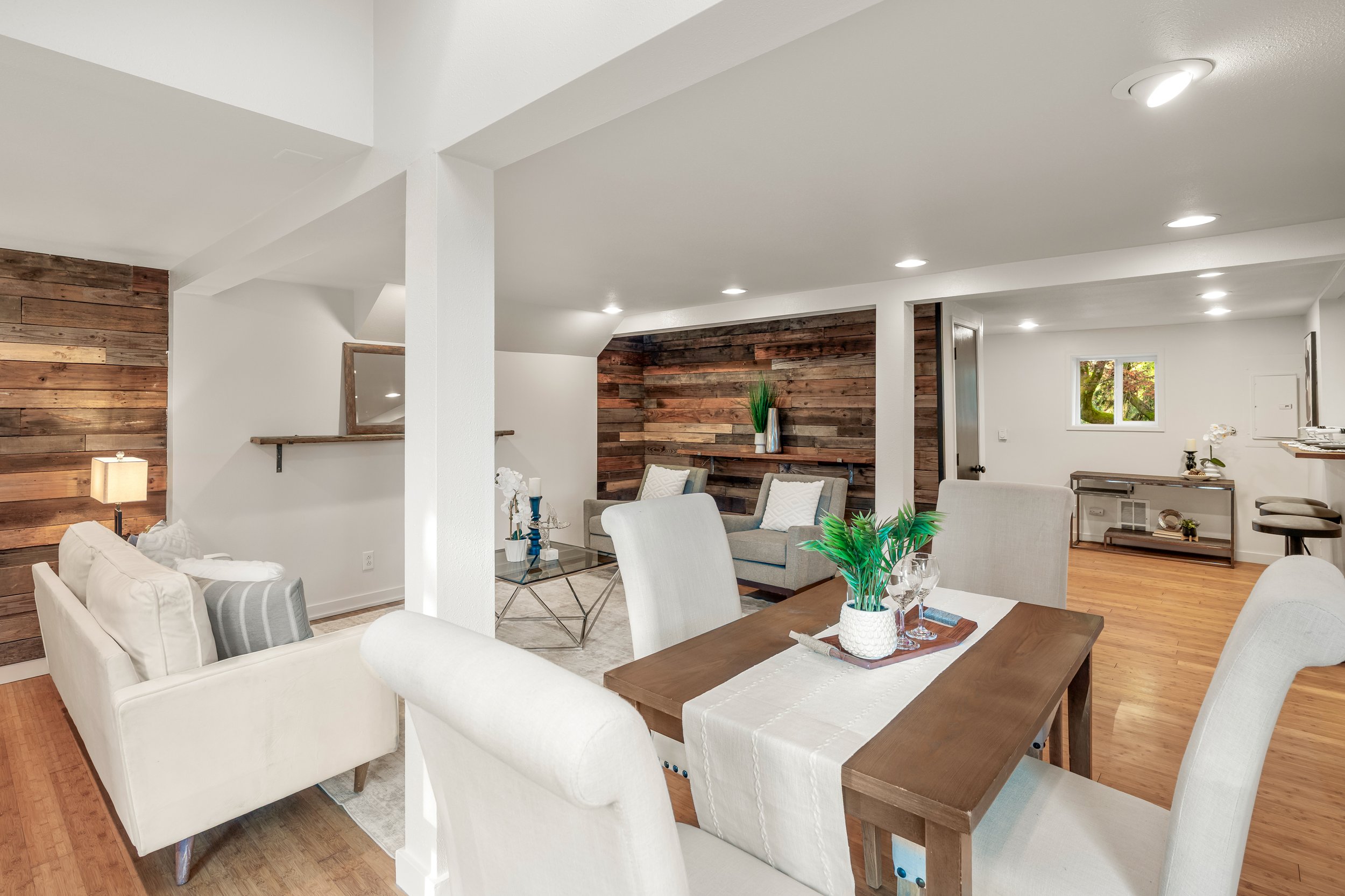 Interiors - MLS RES (9).jpg