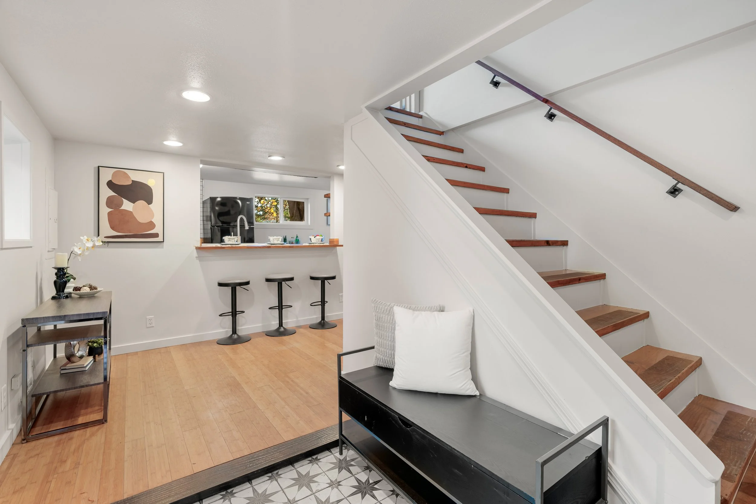 Interiors - MLS RES (22).jpg