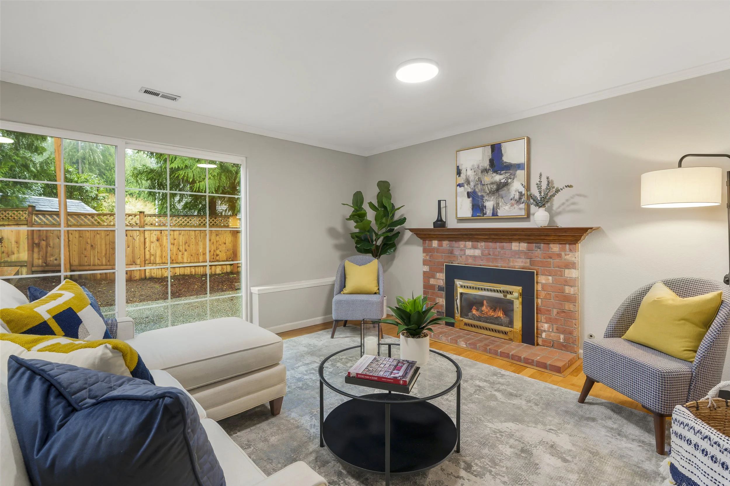 Interior - MLS RES (15).jpg