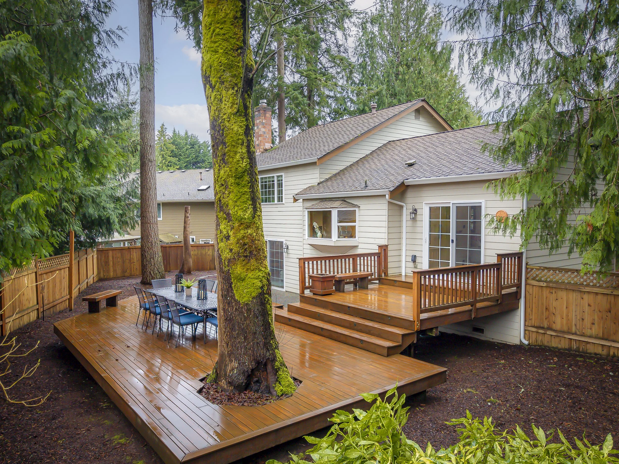 Exterior and Aerial - MLS RES (1).jpg