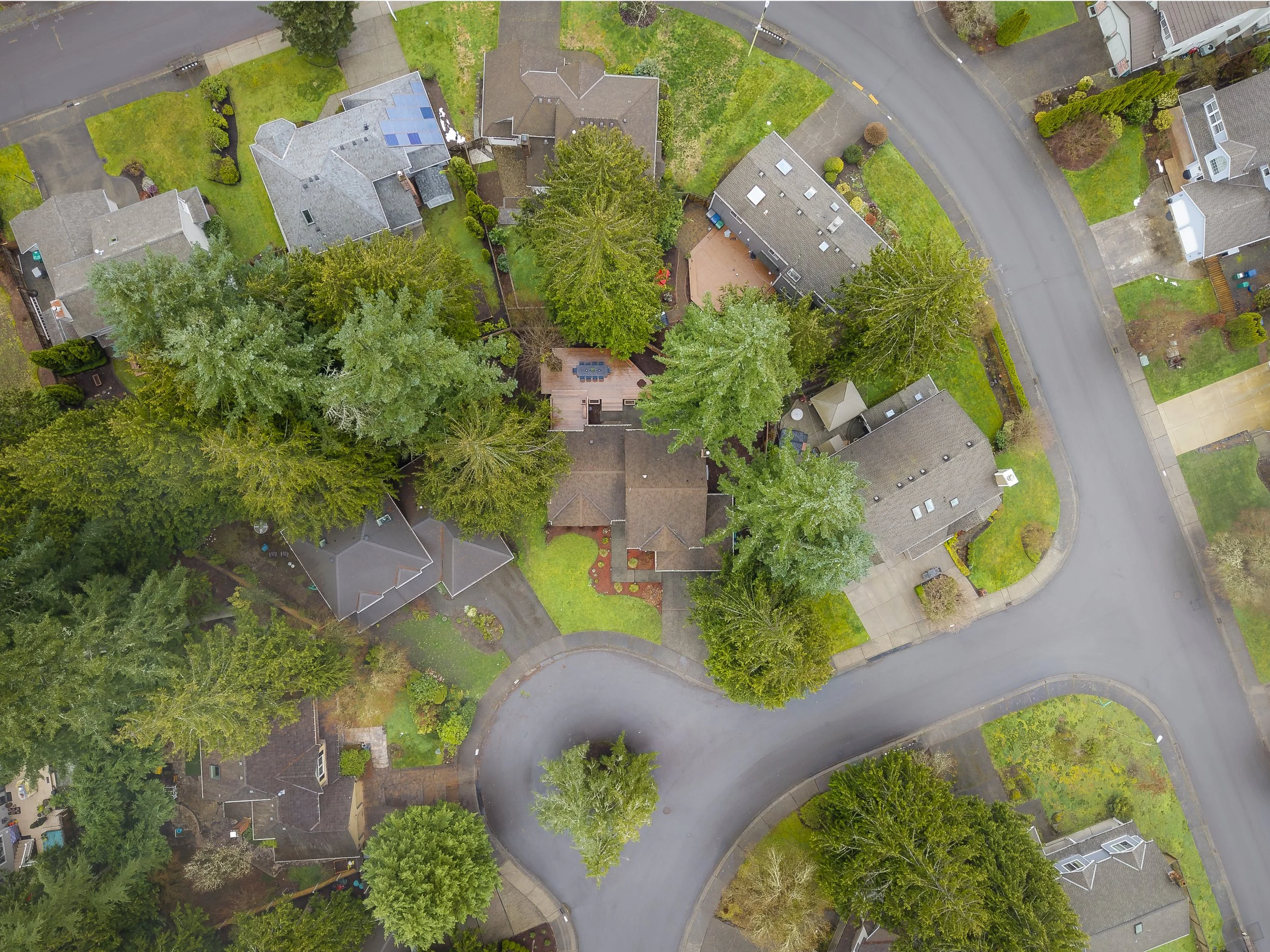 Exterior and Aerial - MLS RES (4).jpg