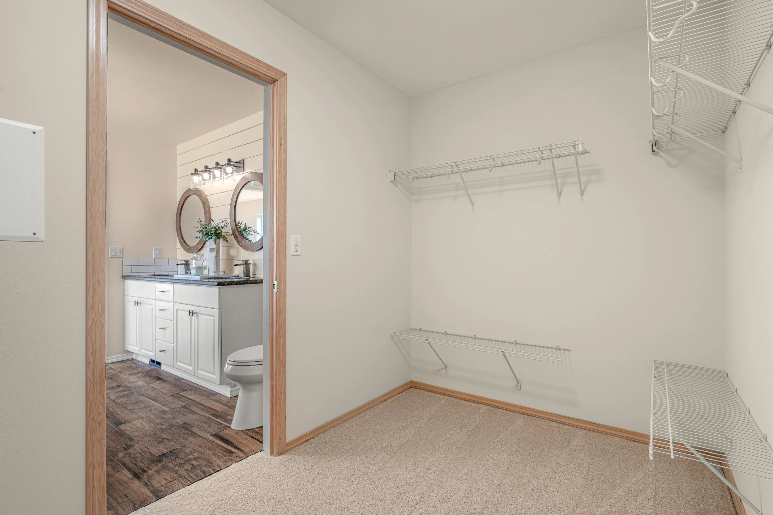 Interiors- MLS RES (29).jpg