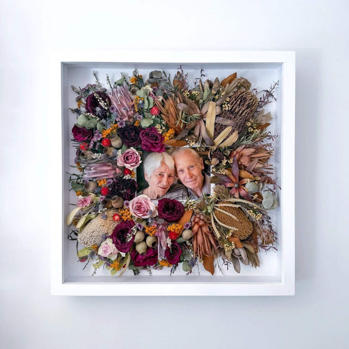 ❤️ In loving memory of Beryl &amp; Barney. Some love stories never truly end 💫

It was such a privilege to bring Beryl and Barney together once more. Barney sadly passed away about 5 years ago, and at the time I carefully separated his memorial spra