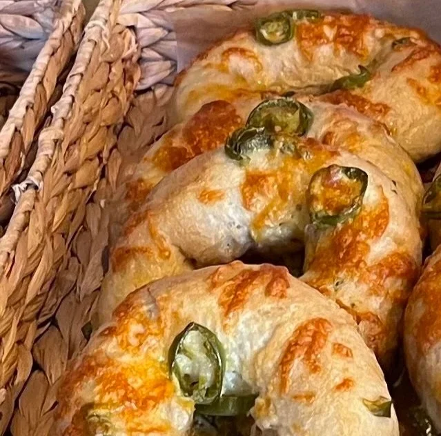 Jalapeño Cheddar Sourdough Bagel 3 Pack