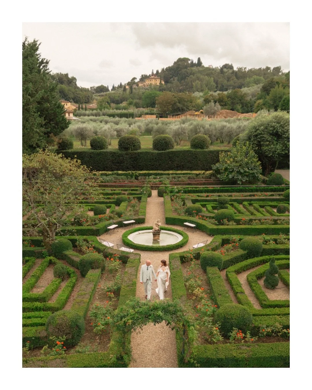 Nicole at Villa Merlo Nero in Florence &mdash; the very image of timeless grace.
Her gown moved like poetry, every detail a whisper of elegance, every glance a quiet song of beauty.
Within the villa&rsquo;s historic walls and gardens steeped in Flore