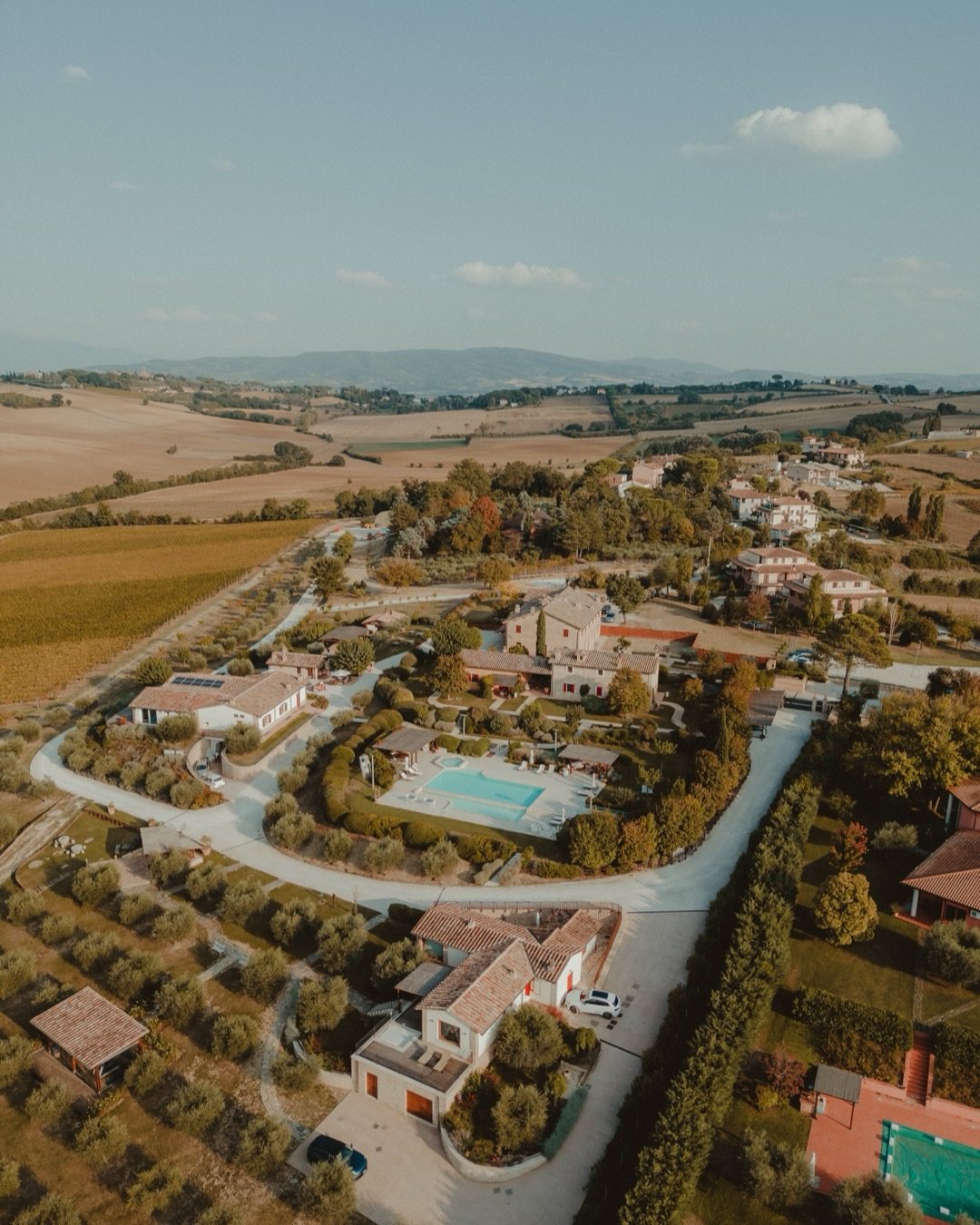 The next big thing (in Italy) &bull;

When landscape, design, and planning speak the same language, the result feels effortless.

Umbria offers a rare freedom for planners and creatives: space to design with intention, not excess. 

At @tenutadeimori