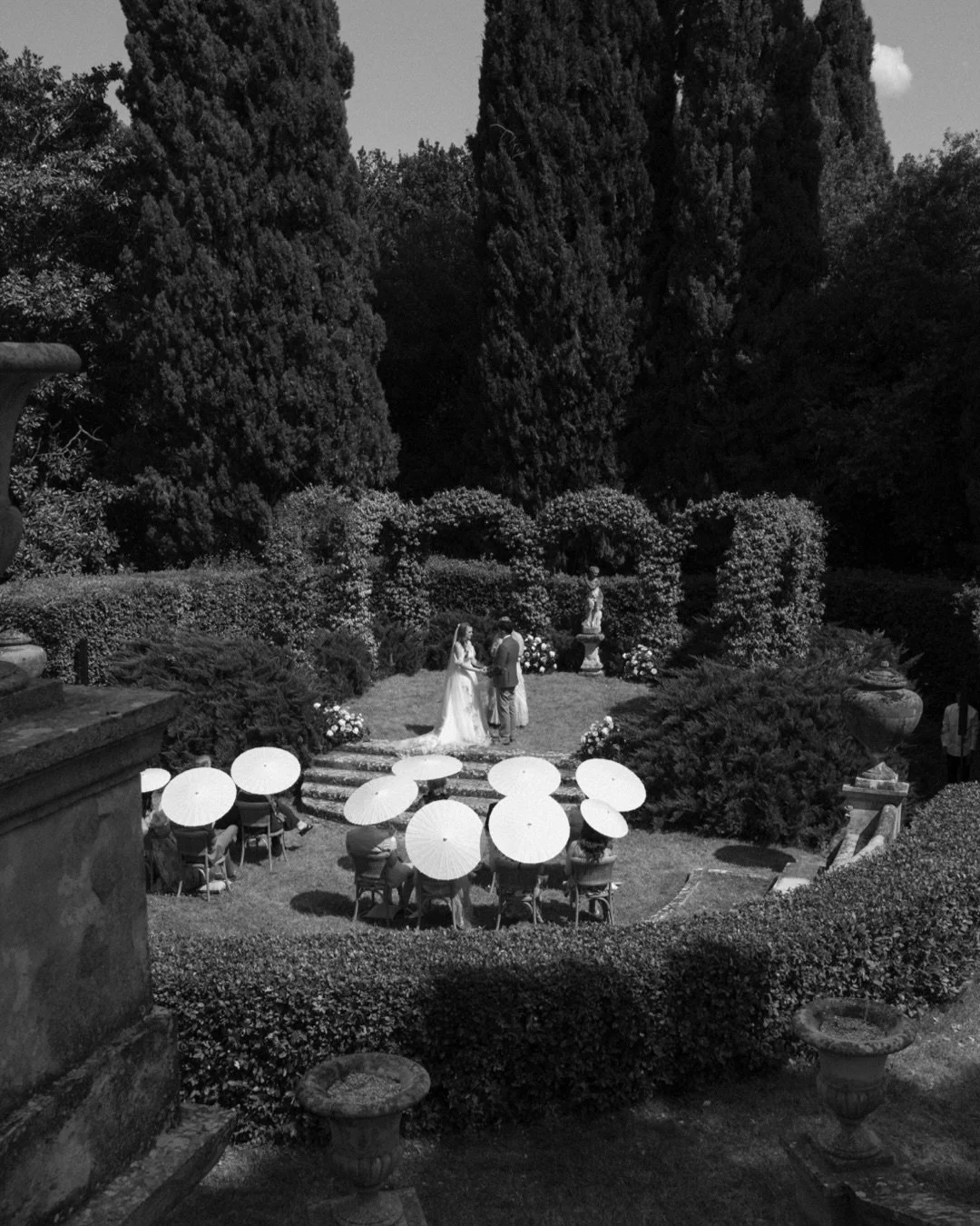 Torre di Pila feels suspended in time &mdash; all the atmosphere you imagine when thinking of an Italian wedding.

Stone staircases, cypress trees, summer light.
Beautiful in color, almost cinematic in black and white.

Diego and Sophia, somewhere be