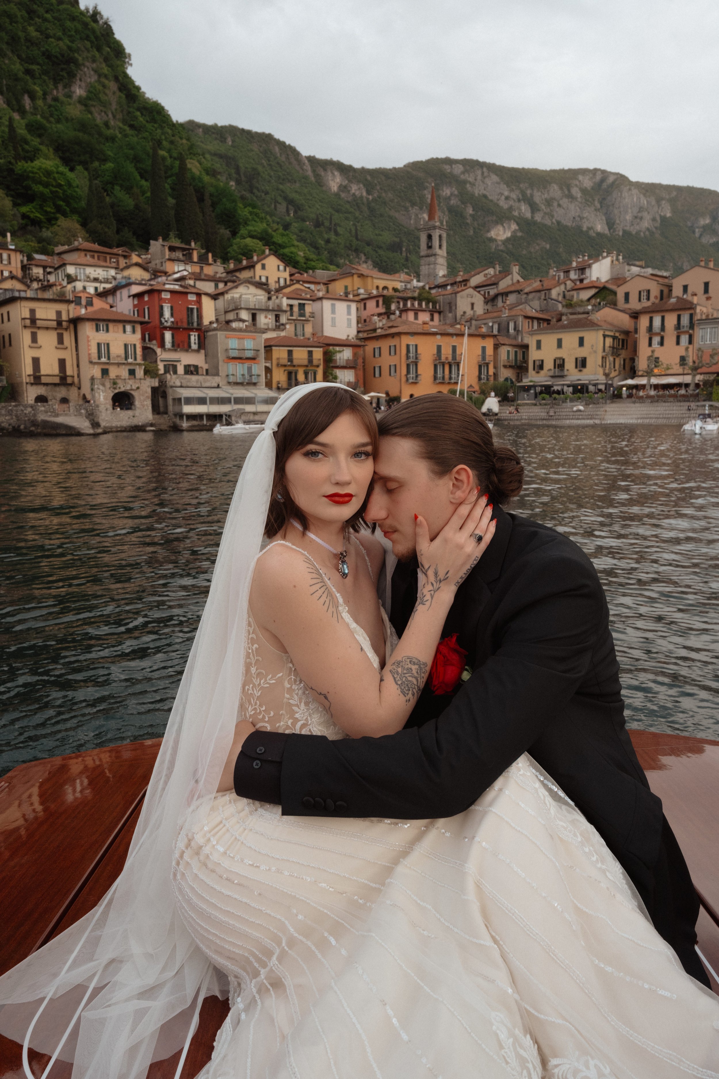 Intimate Couple Portrait in Boat on Lake Como | Elegant Wedding Photography in Italy