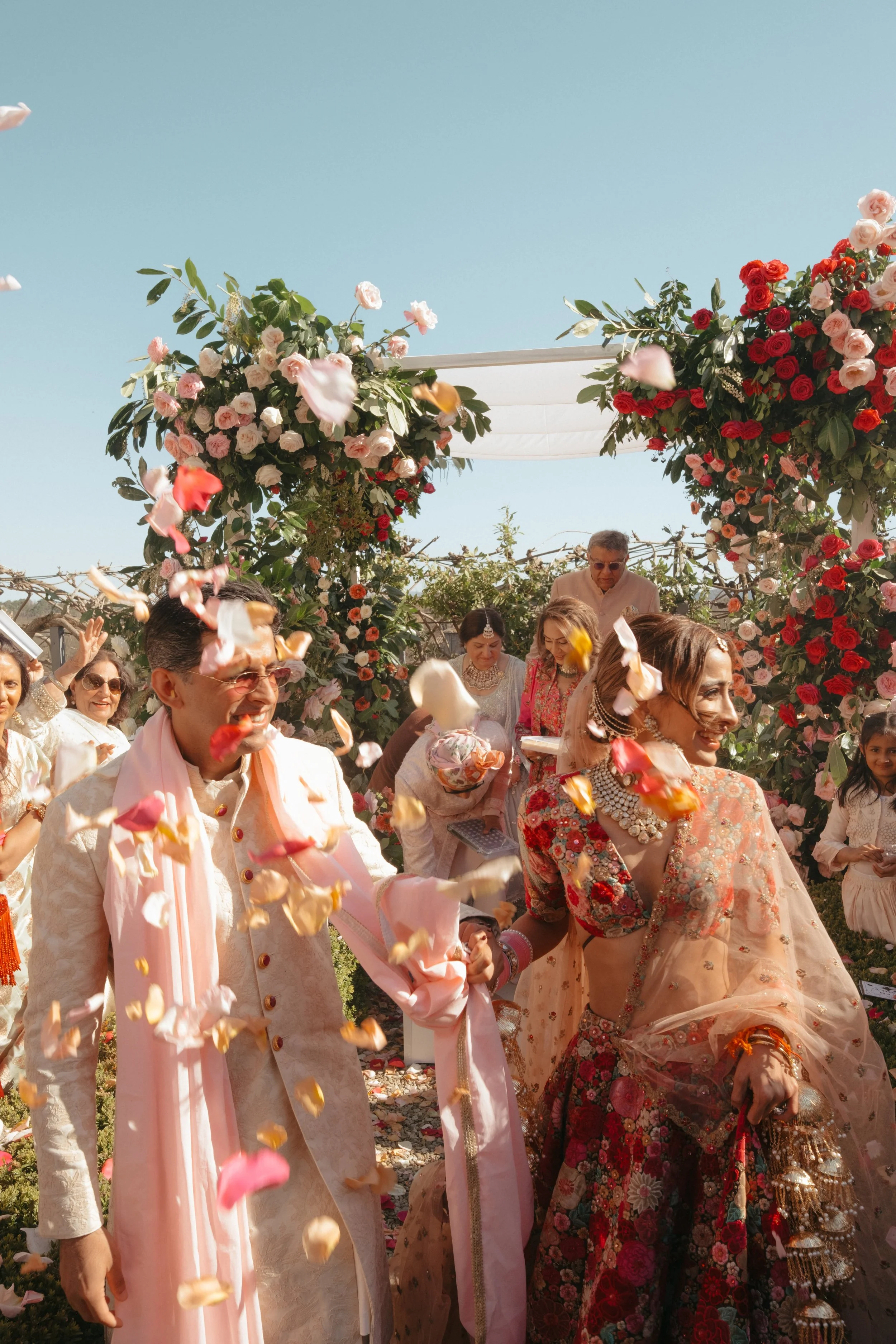 A vibrant Indian wedding ceremony at Il Borro in Tuscany, blending cultural tradition, floral design, and luxury destination wedding photography in Italy.