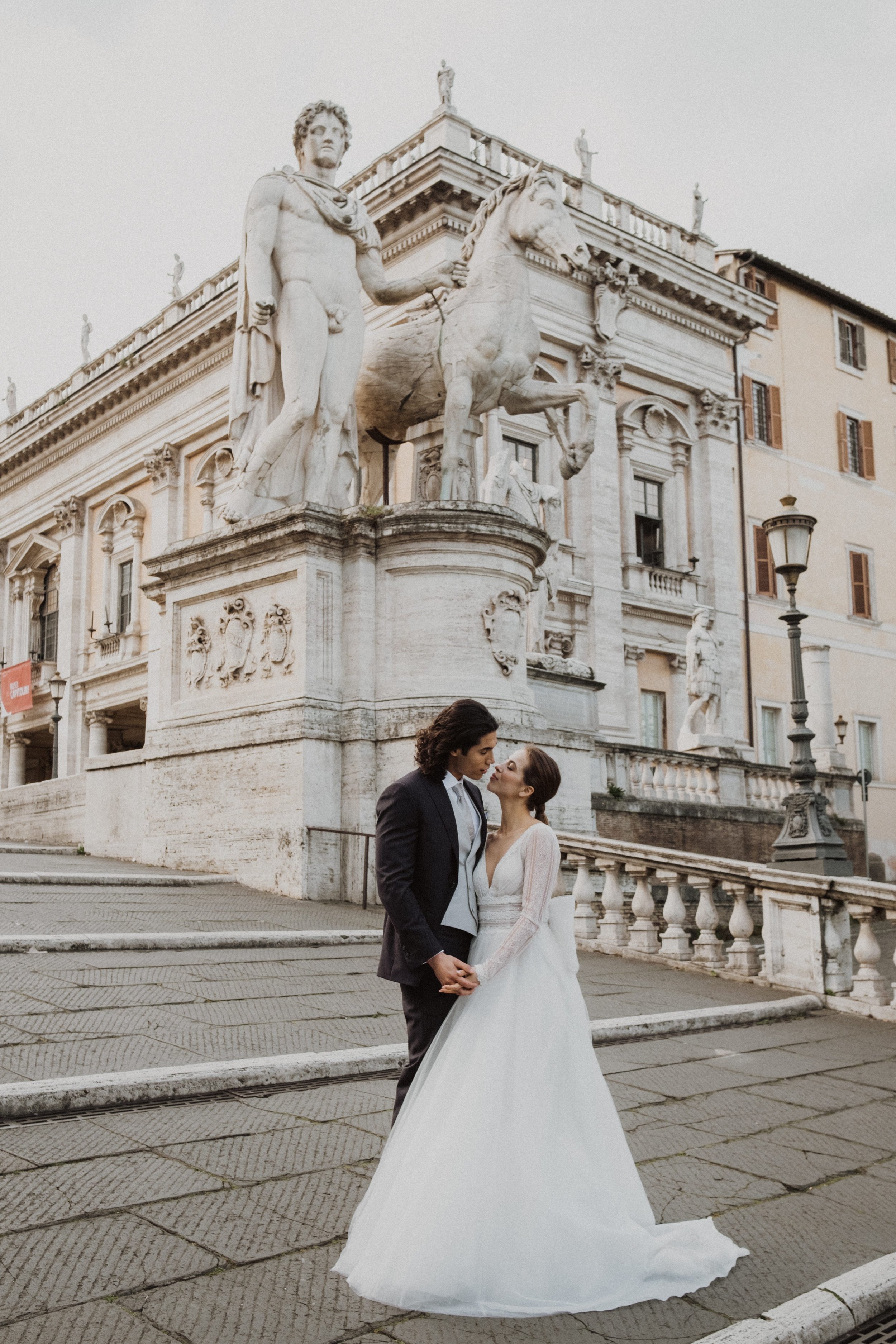 Romantic Wedding Couple at Capitoline Hill in Rome | Luxury Wedding Photography