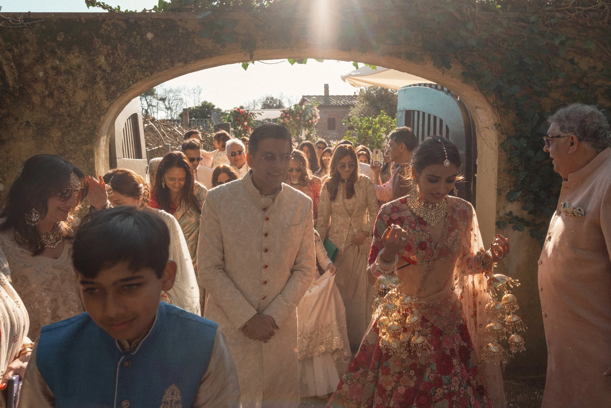 sahil-aashna-luxury-indian-wedding-il-borro-tuscany-vidaai-farewell-moment.jpg