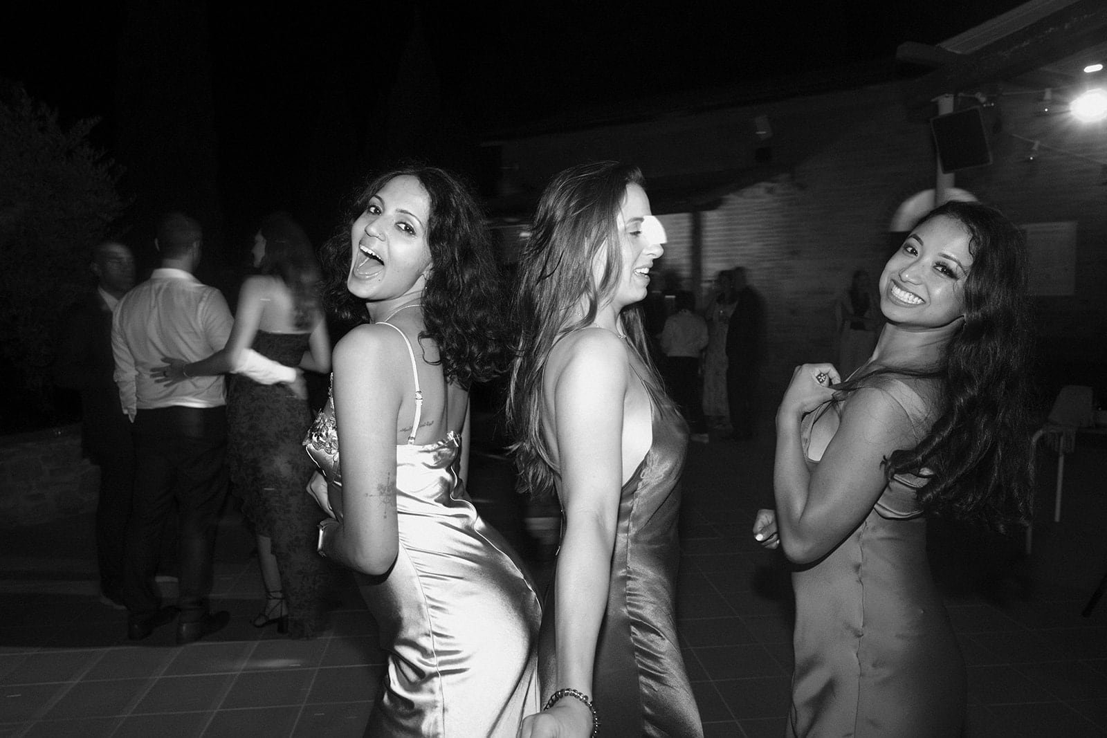 7_Close Enough x SMP-J+R-8.jpg