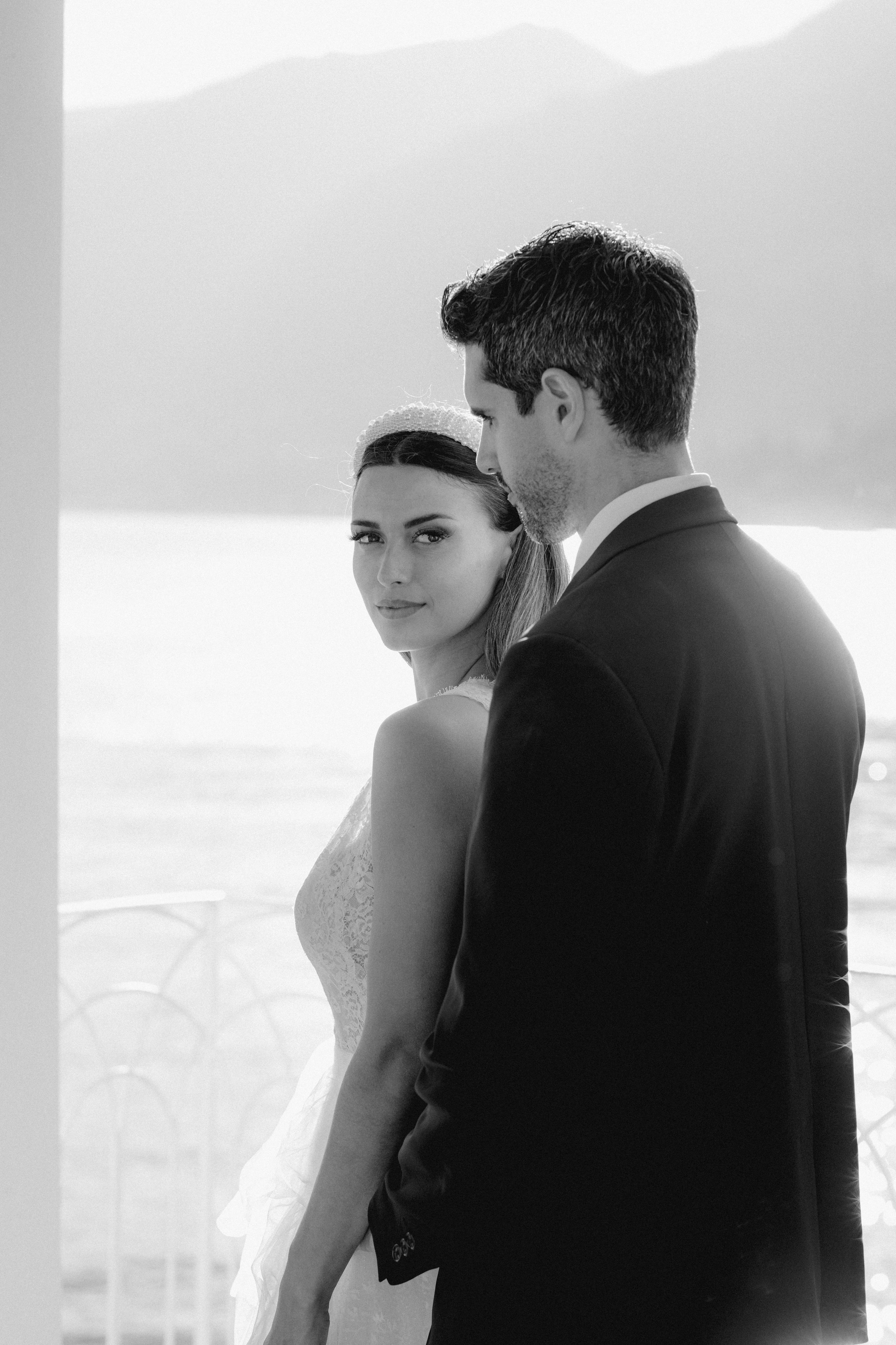Romantic Bride and Groom Wedding Moment in Lake Como | Elegant Destination Wedding Photography