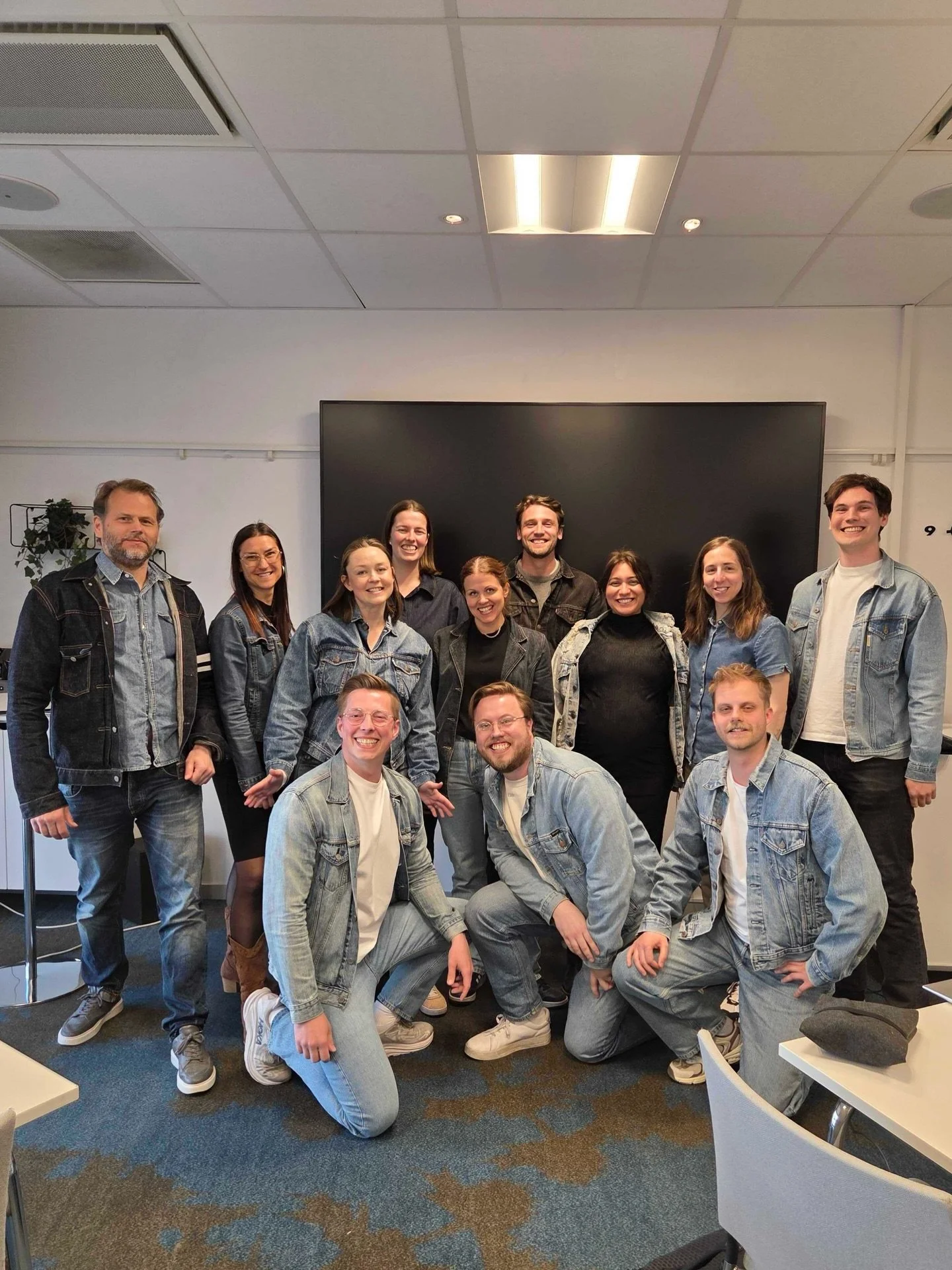 Kl&auml;dkod: Denim on Denim p&aring; dagens jobbfredag 👖Trevlig helg ☀️