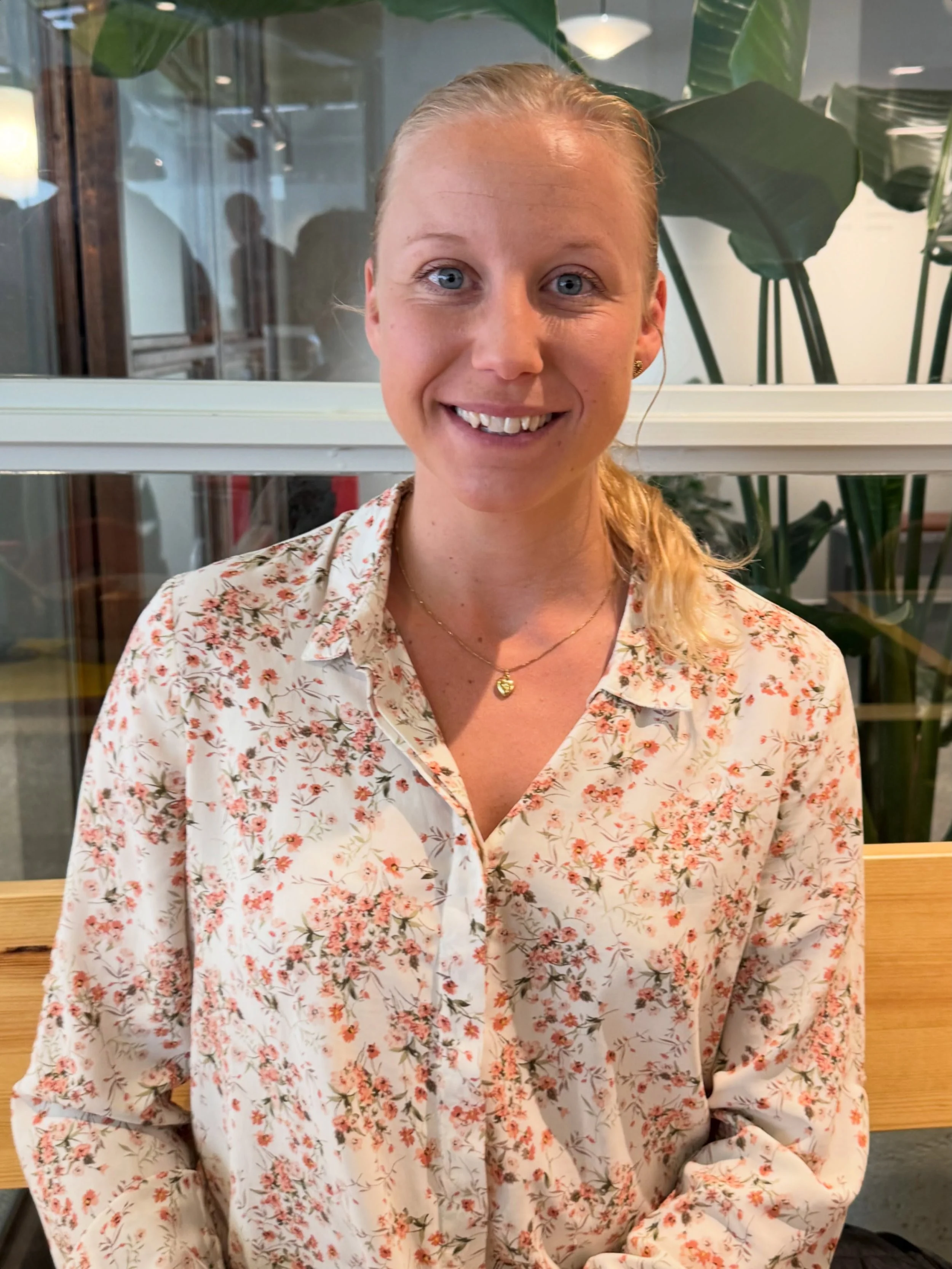 Vi firar in fredagen med &auml;nnu en ny stj&auml;rna till AC &ndash; v&auml;lkommen Lotta Sellmann Jansson! 🌟

Lotta &auml;r projektledare med bakgrund inom h&aring;llbarhet och kommer n&auml;rmast fr&aring;n &Auml;tbart, d&auml;r hon varit med och