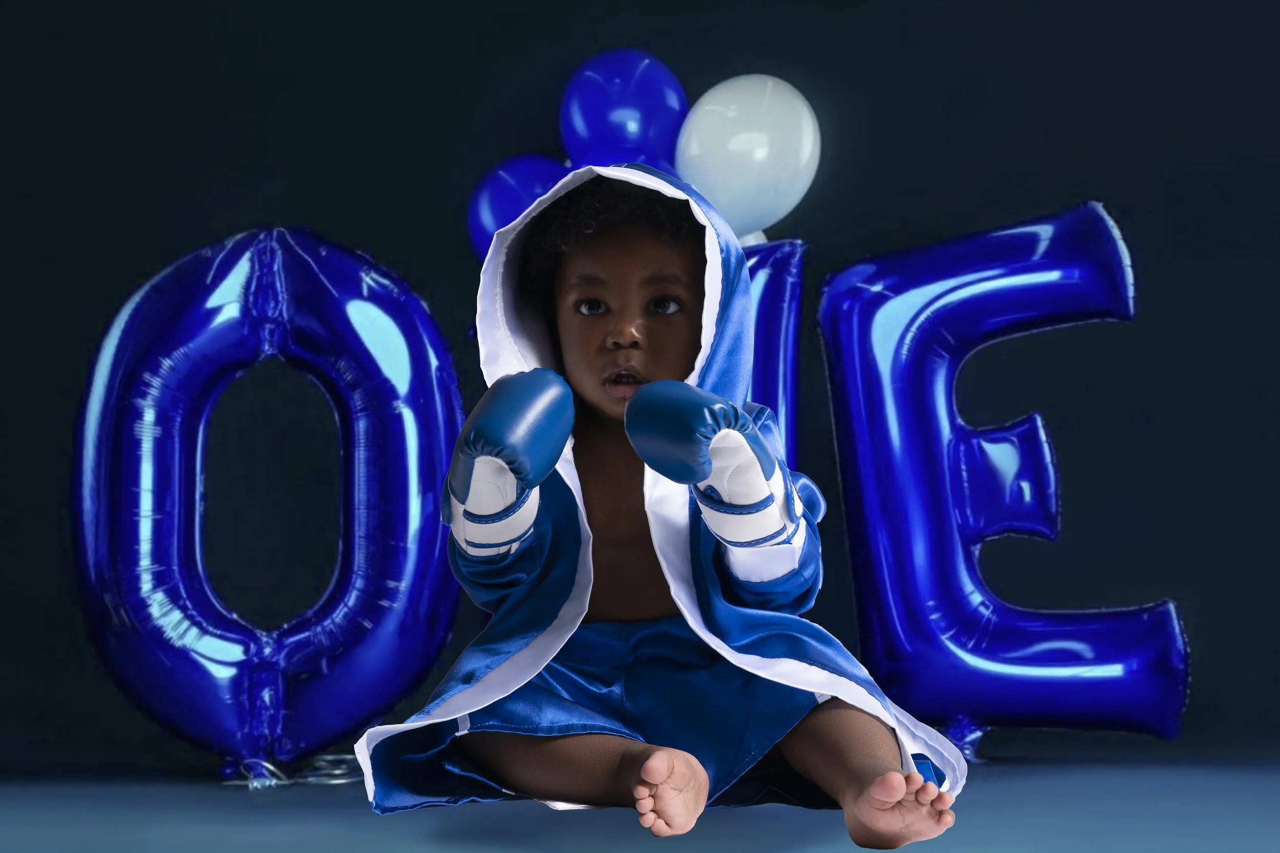 JMS09113_balloonbackground_retouchedv2.jpg