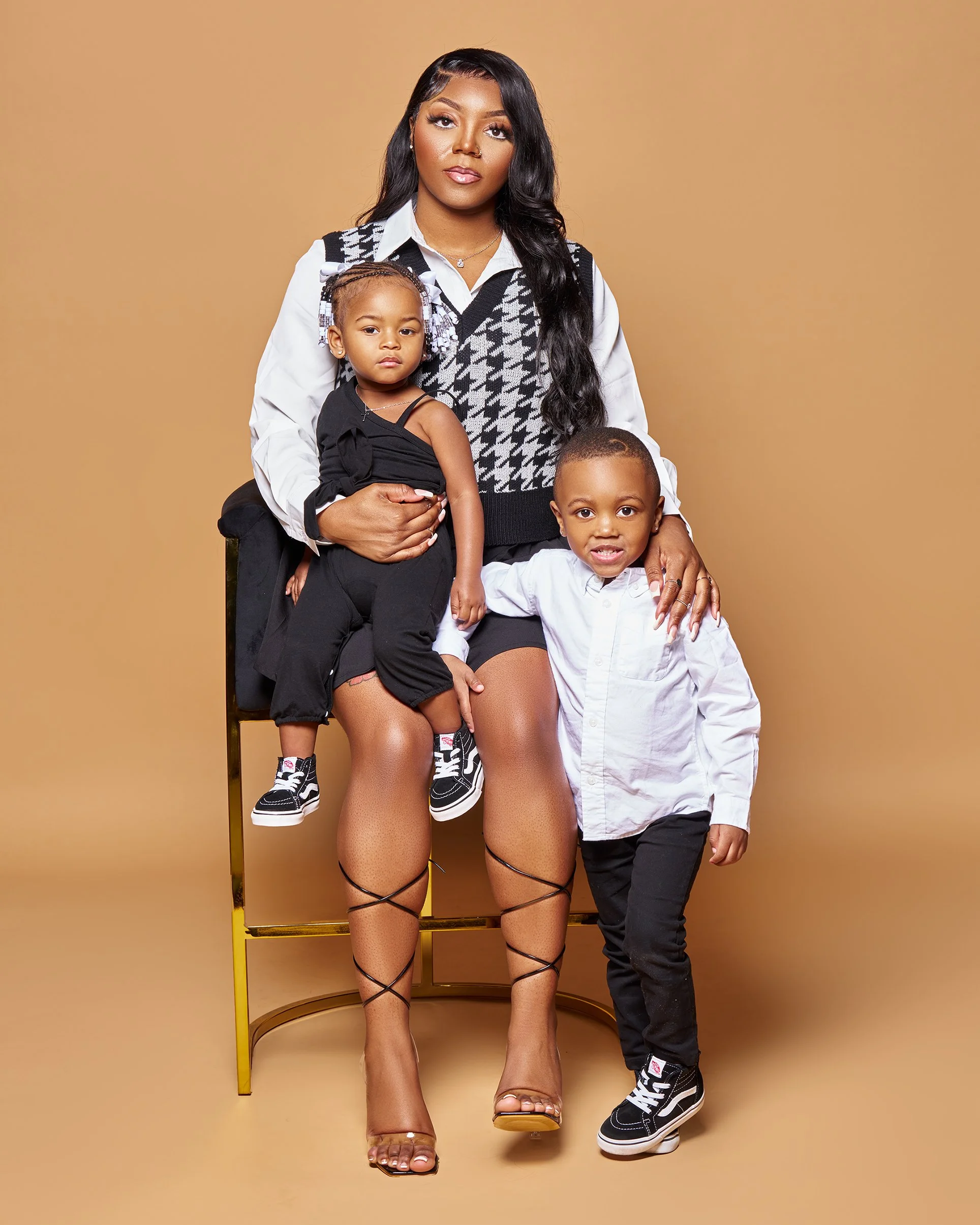 3.11.2023 Mikael Gaines Photoshoot7189_WEB.jpg