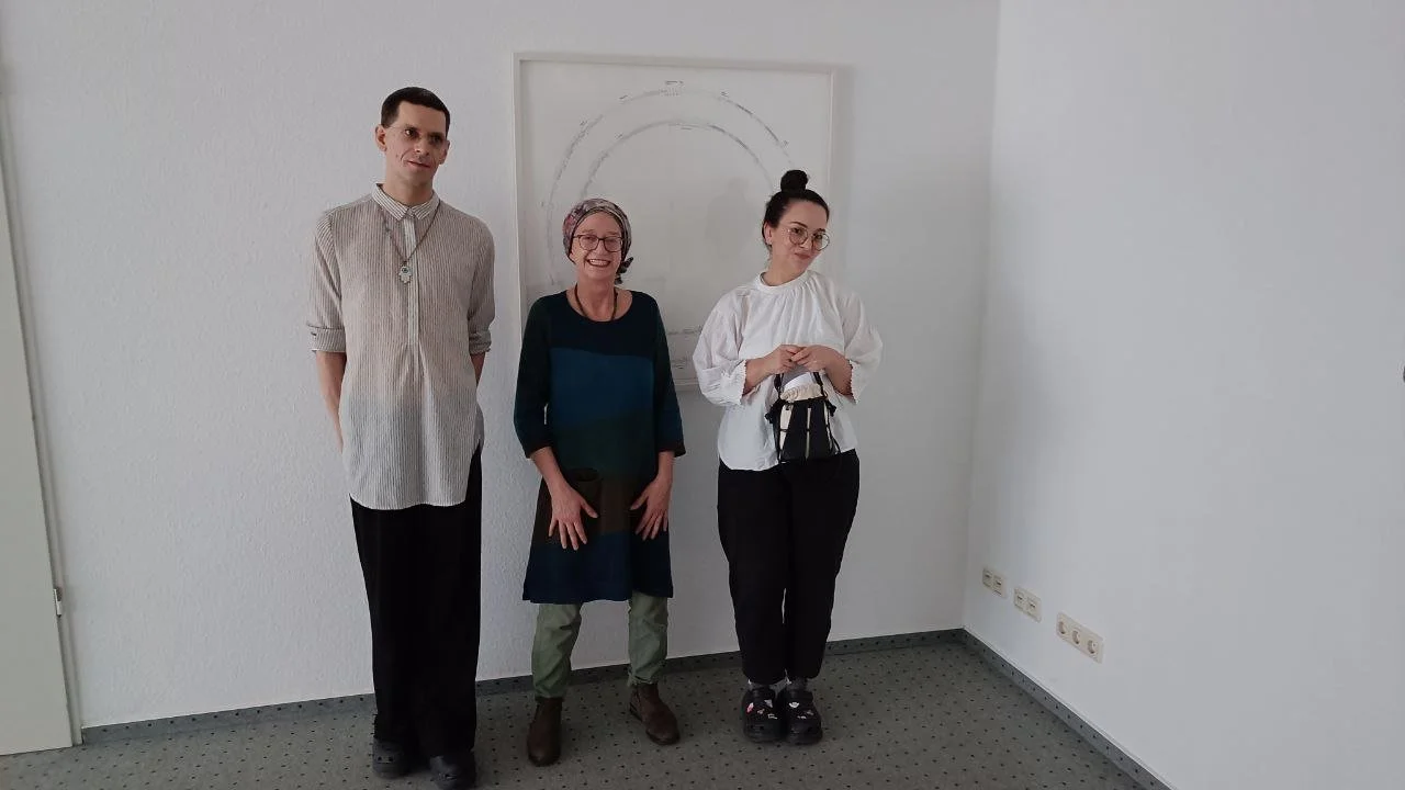 How to design a radio show about electro-acoustic music with Nikki Buzzi &amp; Felicia Herrschaft