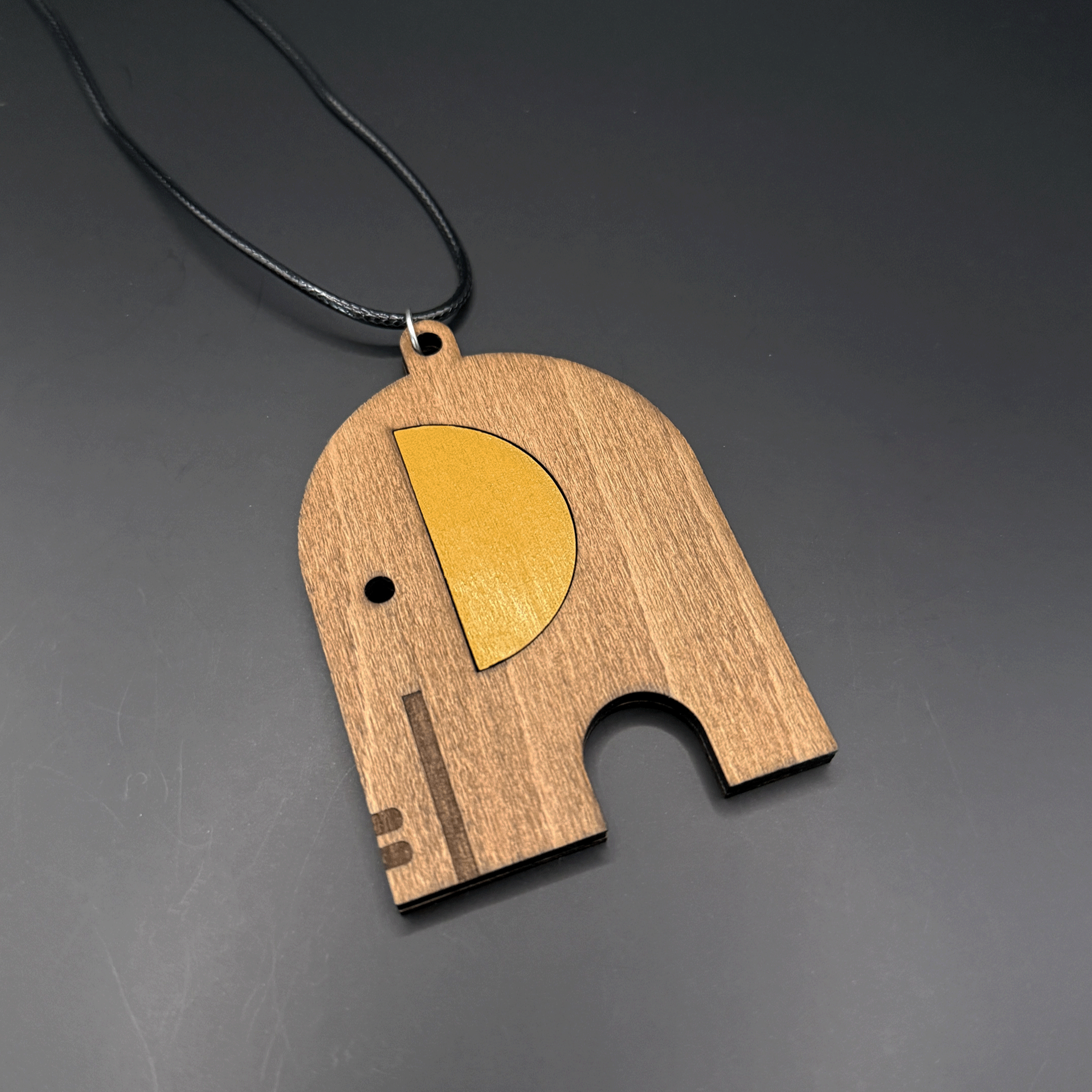 ElephantPEndant1%400.5x.png
