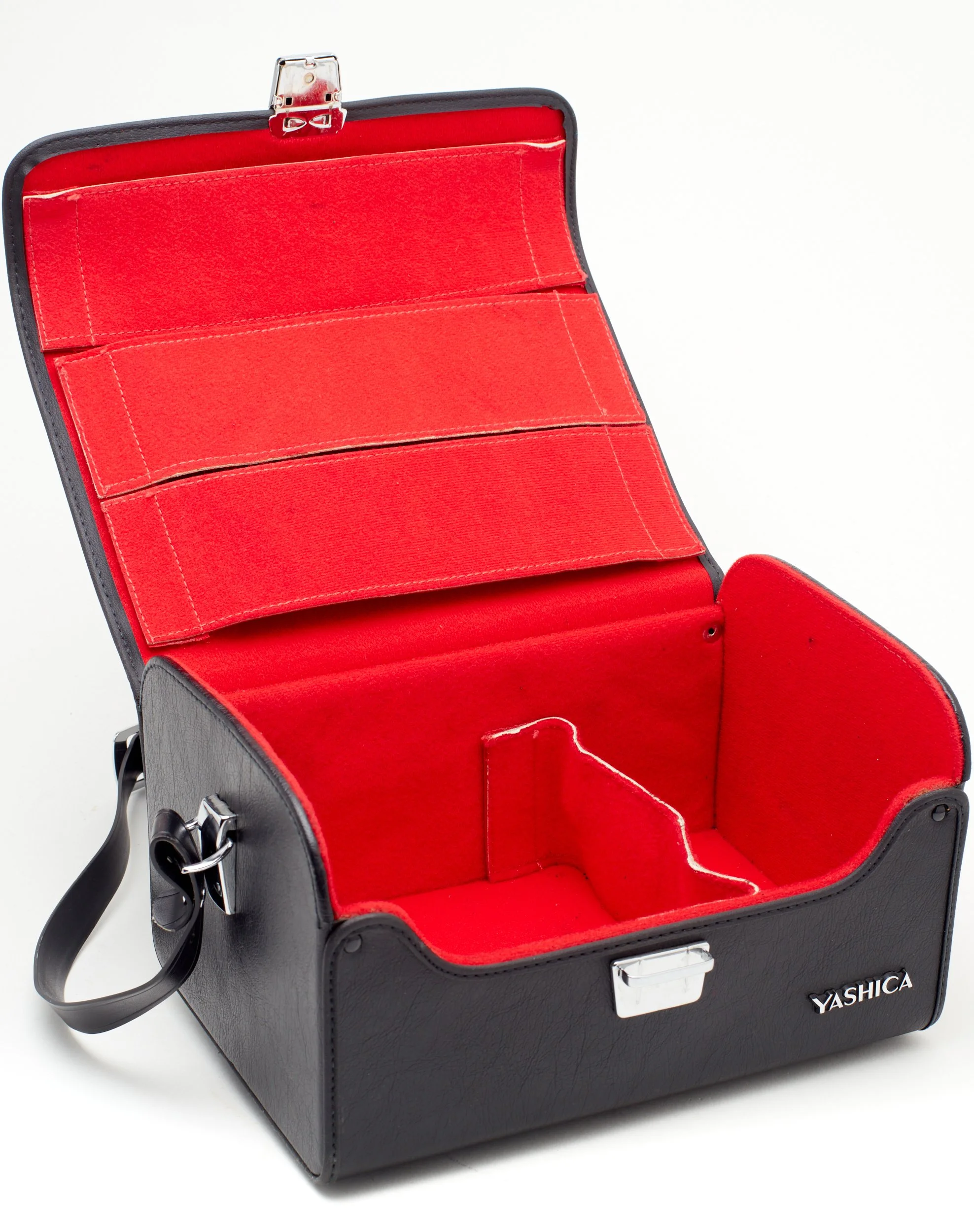 ESTUCHEYASHICA 2.jpg