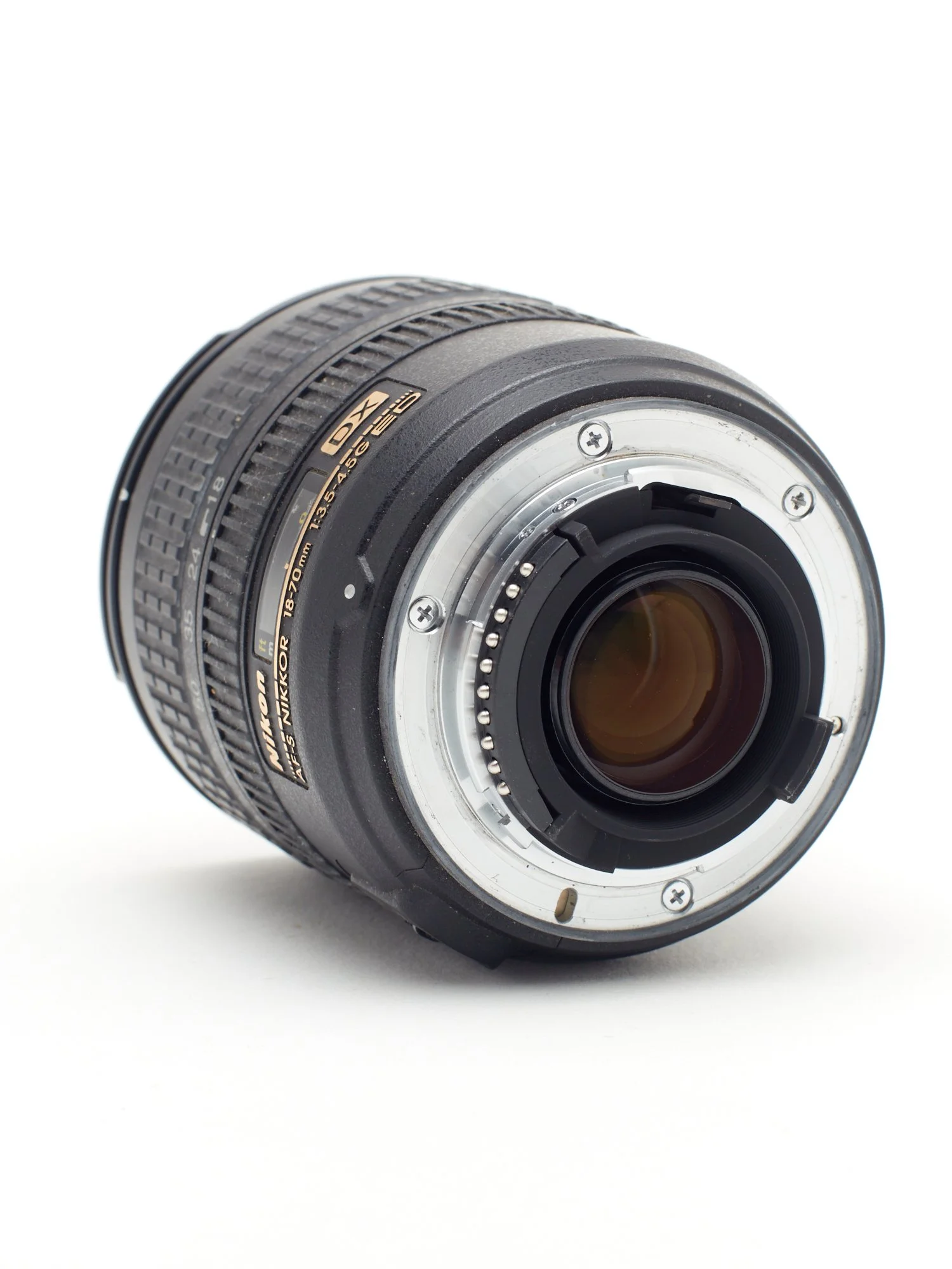 NIKON 18-70 3.jpg
