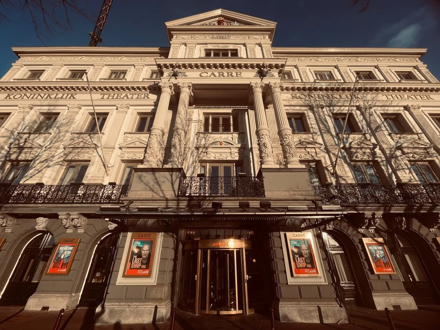 2 nights live in concert at Amsterdam&rsquo;s most astonishing @theatercarre - Tonight Friday 21st and Saturday 22nd. 

We Come Alive together 9pm tonight and tomorrow in the super lush Dutch capital. Love, Jonathan

📸 @glenndearing